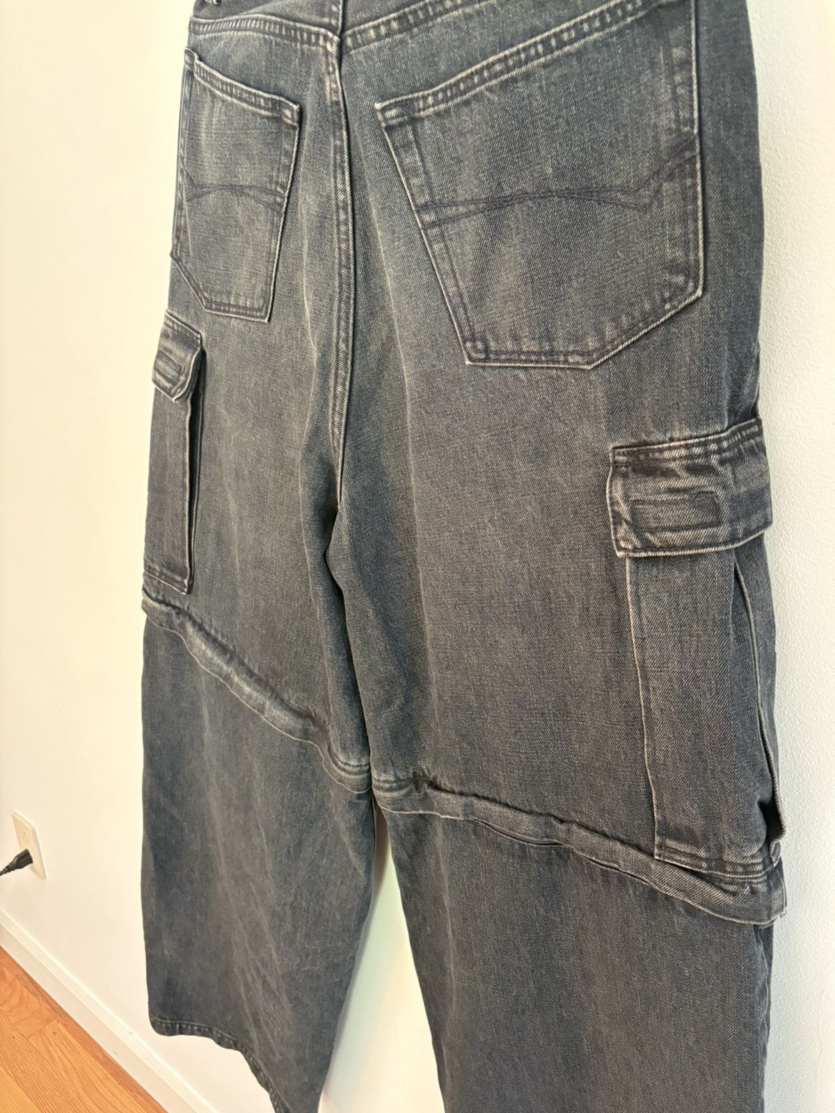 Balenciaga BALENCIAGA FW21 JAPANESE DENIM CARGO PANTS IN BLUE Size US 28 / EU 44 - 4 Thumbnail