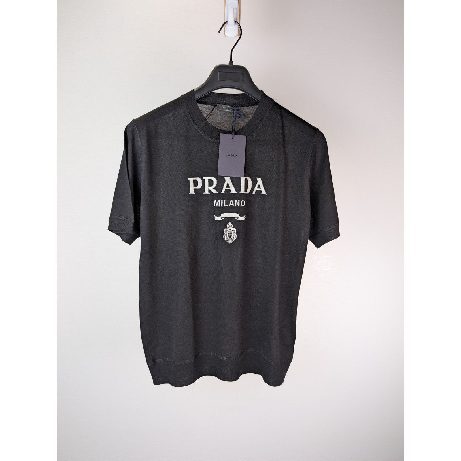 Prada o1rshd1 Logo Intarsia Short Sleeve Crewneck Sweater in Black Size US M / EU 48-50 / 2 - 1 Thumbnail