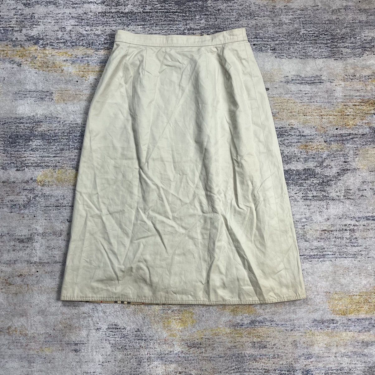 Burberry × Vintage Vintage 90s Burberrys reversible tartan nova check skirt Size 24" / US 00 / IT 34 - 4 Thumbnail