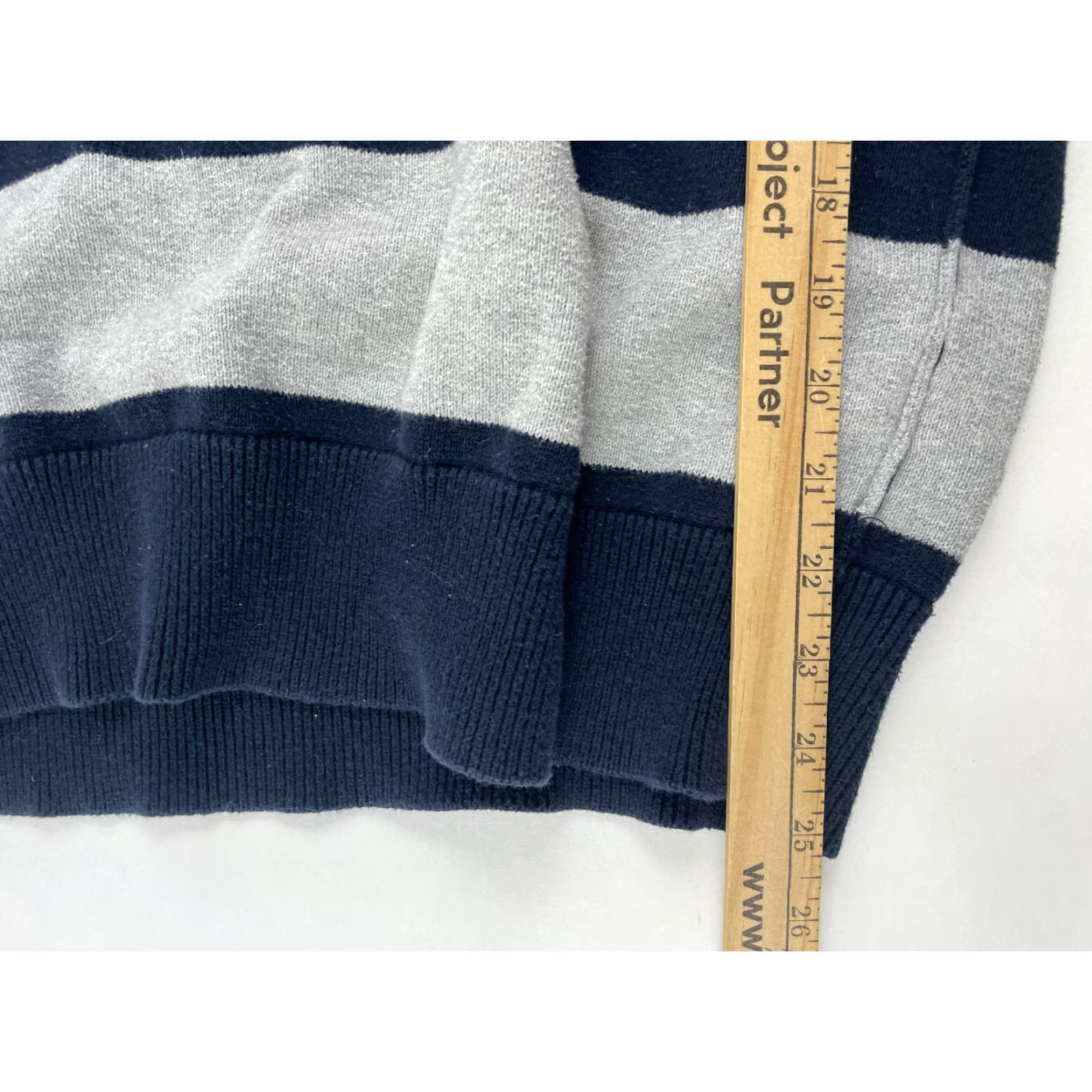 Nautica Nautica Sweater Men XL Navy Blue Gray Stripe Embroidered Patch Runs Small Size US XL / EU 56 / 4 - 7 Thumbnail