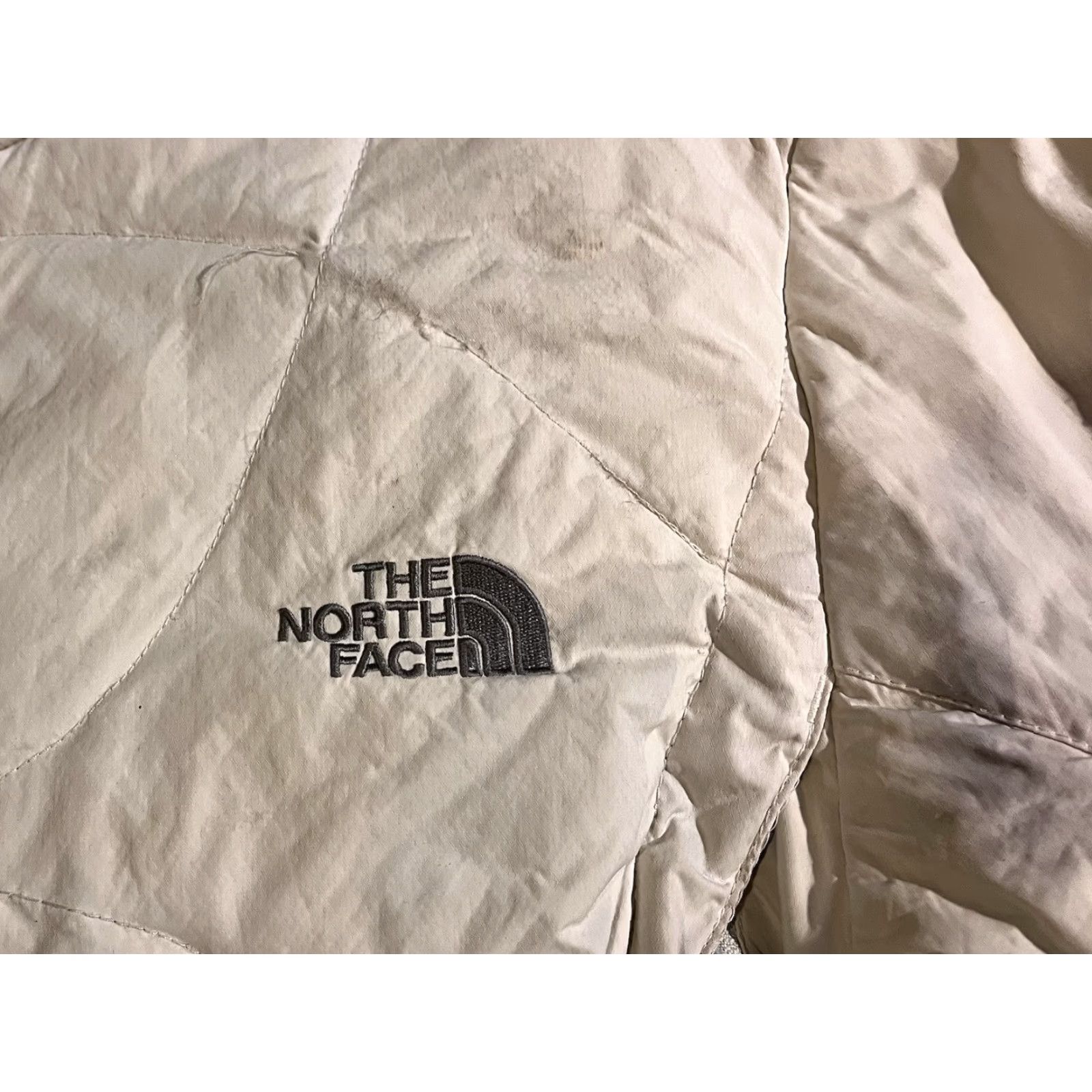 The North Face The North Face 600 Series Alis Quilted Puffer Coat Women's Large White Size L / US 10 / IT 46 - 4 Thumbnail