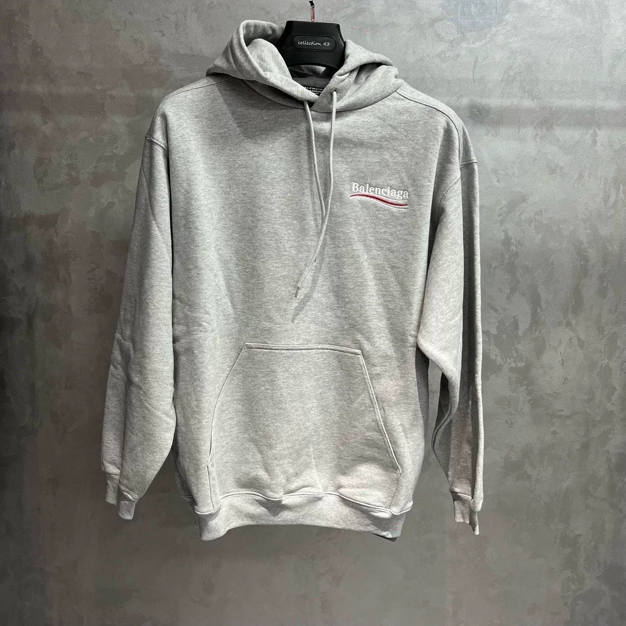 Balenciaga Balenciaga Embroidered Graphic Gray Hoodie xs Men Size US XS / EU 42 / 0 - 1 Thumbnail