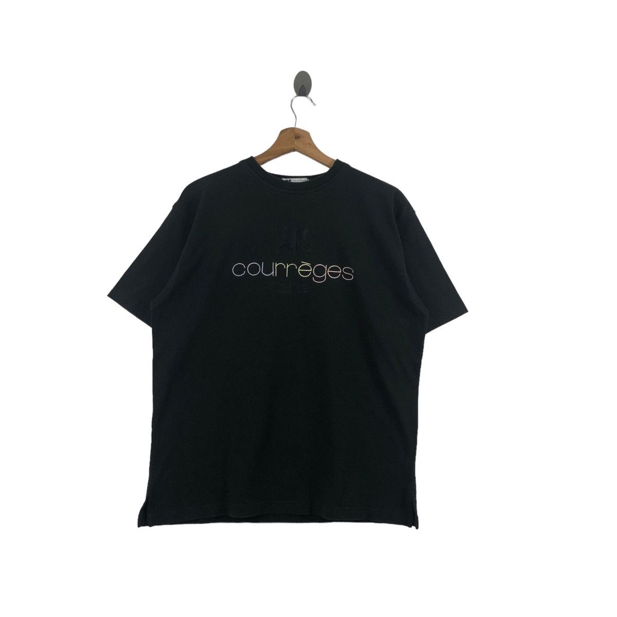 Courreges × Vintage Pick!! Vtg COURREGES Big Spellout Embroidery Top Tee Tshirt Size US L / EU 52-54 / 3 - 1 Thumbnail