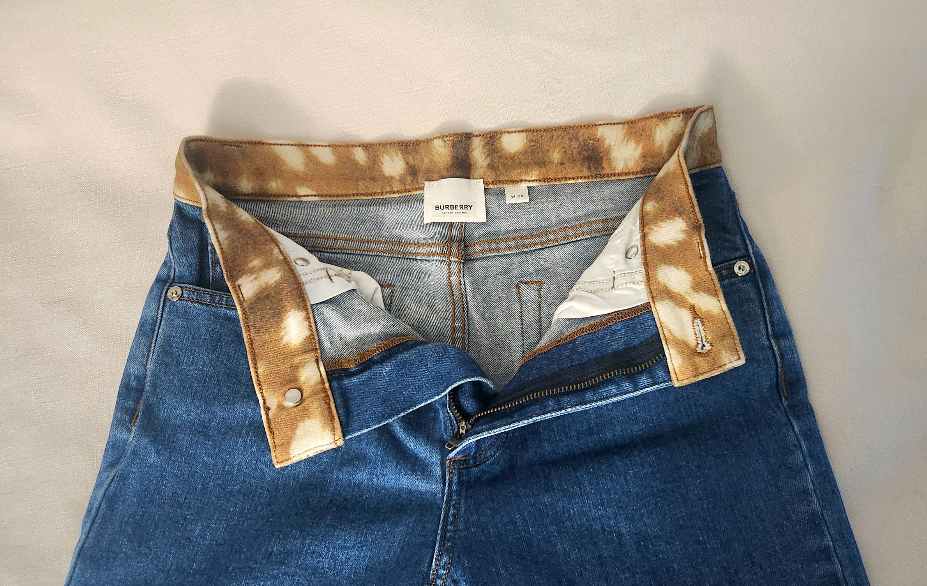 Burberry × Designer Burberry Bambi Ladies 26 Waisted Logo Patch Mid-rise Skinny Size 26" / US 2 / IT 38 - 9 Thumbnail