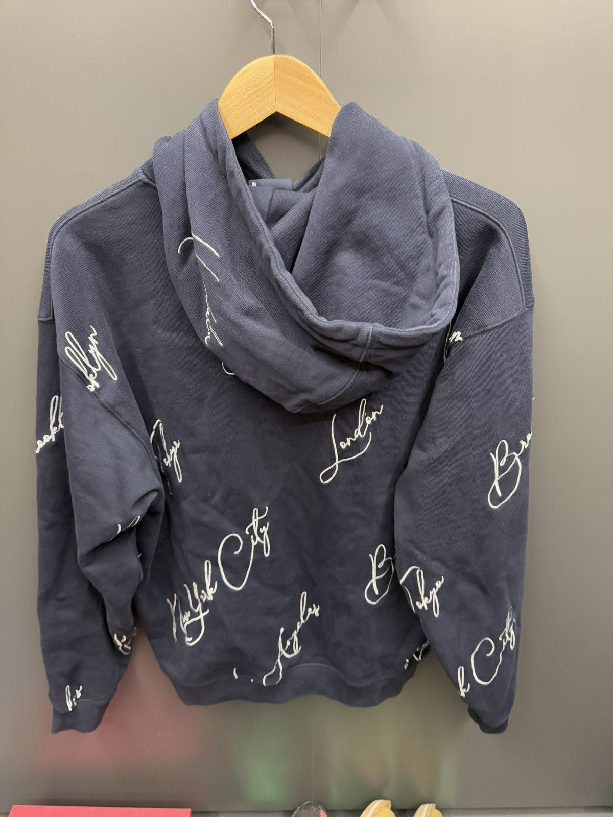 Kith Kith City Script Hoodie Navy Blue / White Size US M / EU 48-50 / 2 - 2 Thumbnail