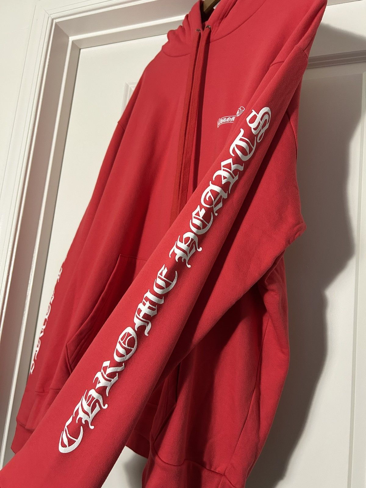 Chrome Hearts Chrome hearts hoodie red logo scroll Size US XL / EU 56 / 4 - 3 Thumbnail