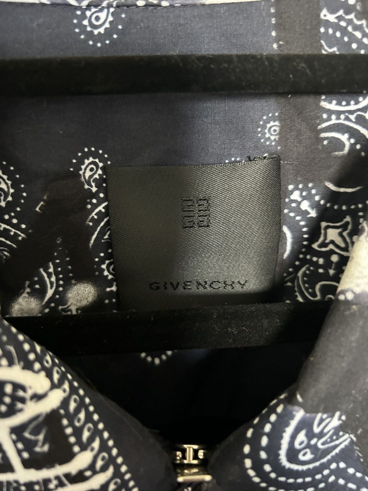 Givenchy Givenchy Chito Shirt Size US L / EU 52-54 / 3 - 3 Thumbnail