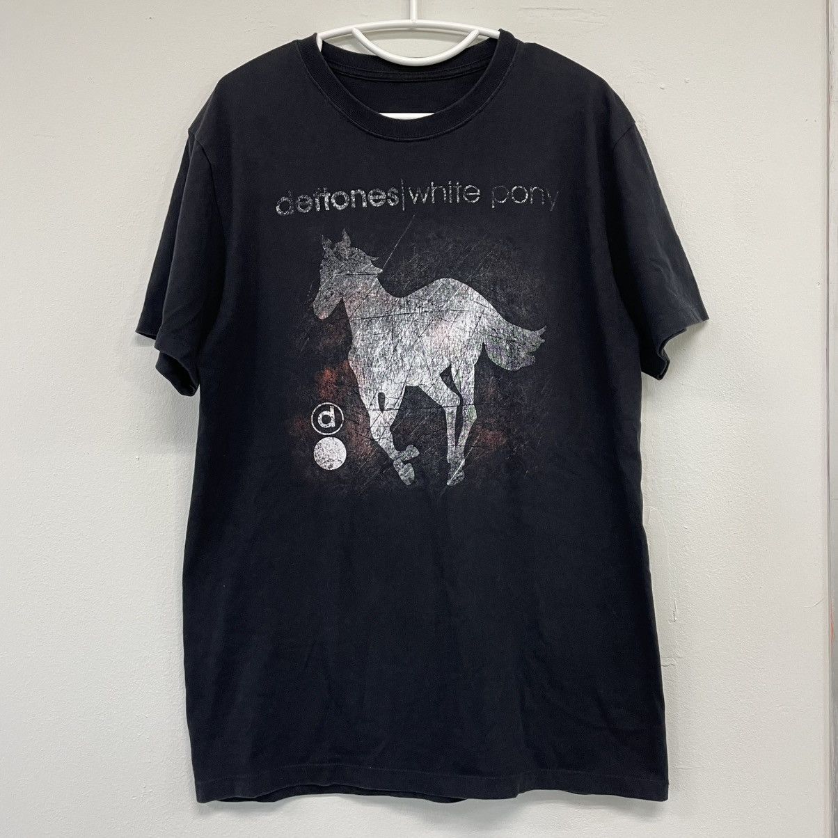 Band Tees Deftones White Pony t shirt Size US L / EU 52-54 / 3 - 1 Thumbnail