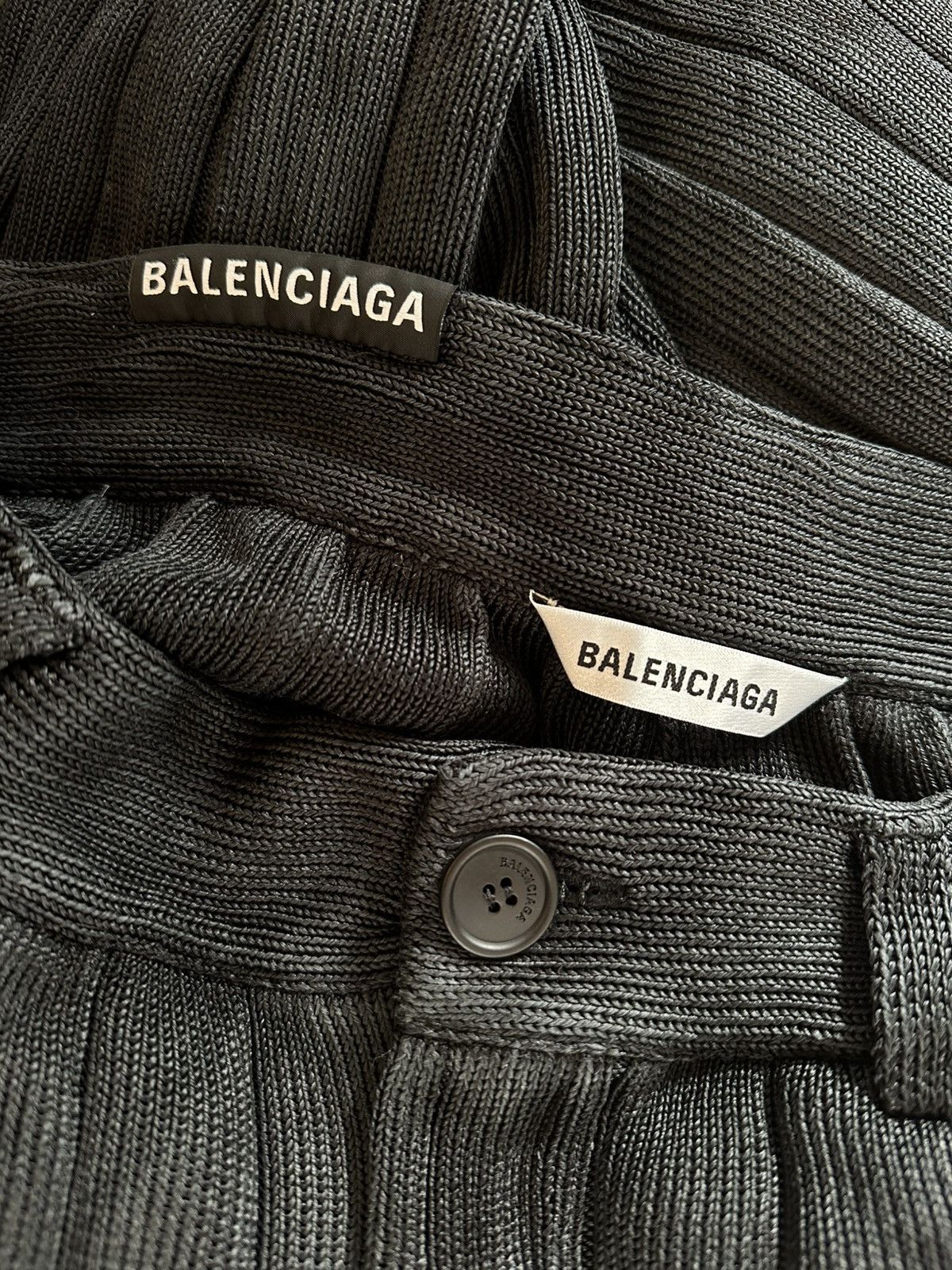 Balenciaga BALENCIAGA SS/22 PLEATED SILK KNITTED WIDE LEG BAGGY PANTS Size US 30 / EU 46 - 3 Thumbnail