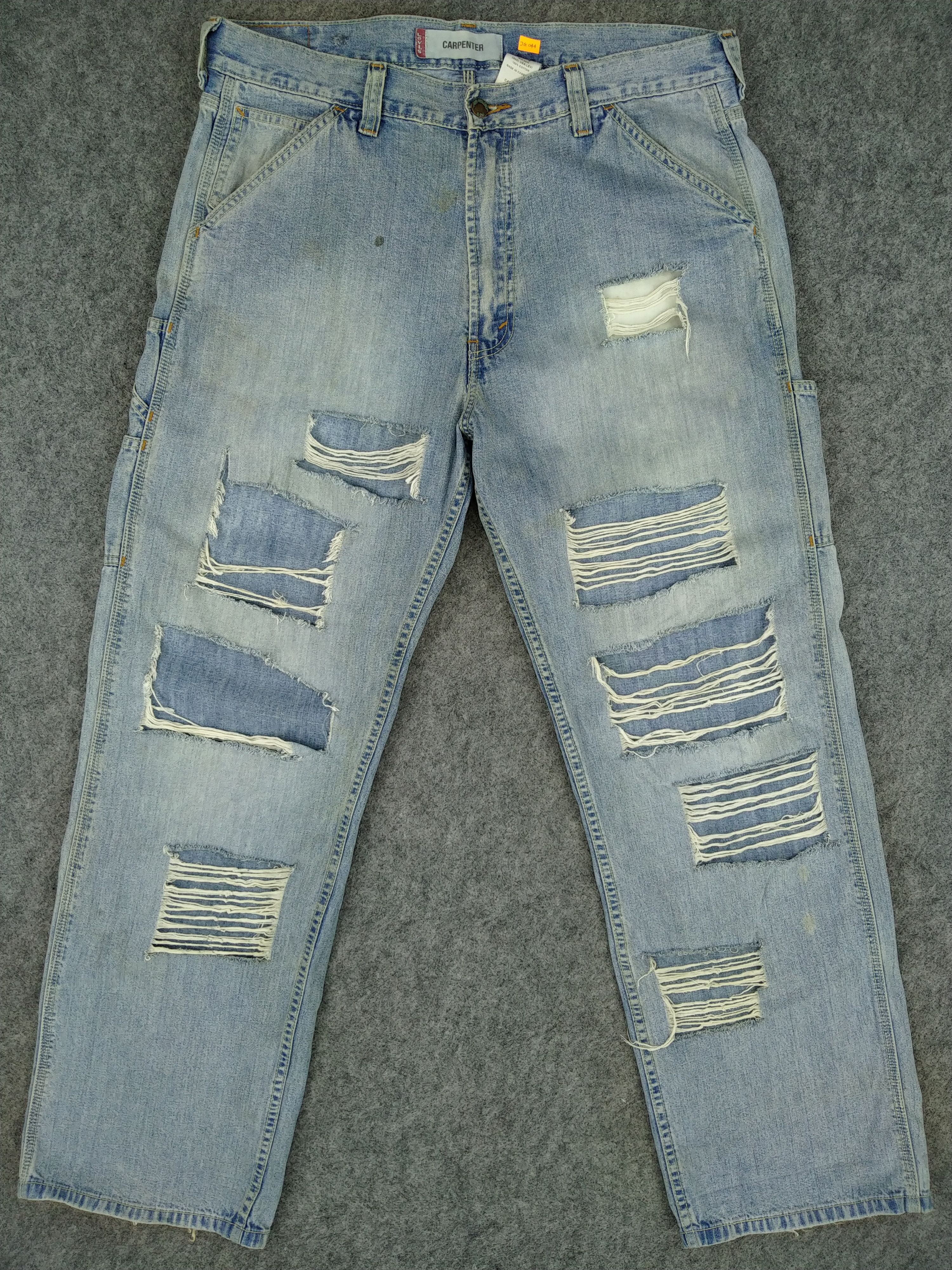 Image of Distressed Denim x Hype Light Wash Vintage Levi's Carpenter 38X32.5 Denim -Jg044, Men's