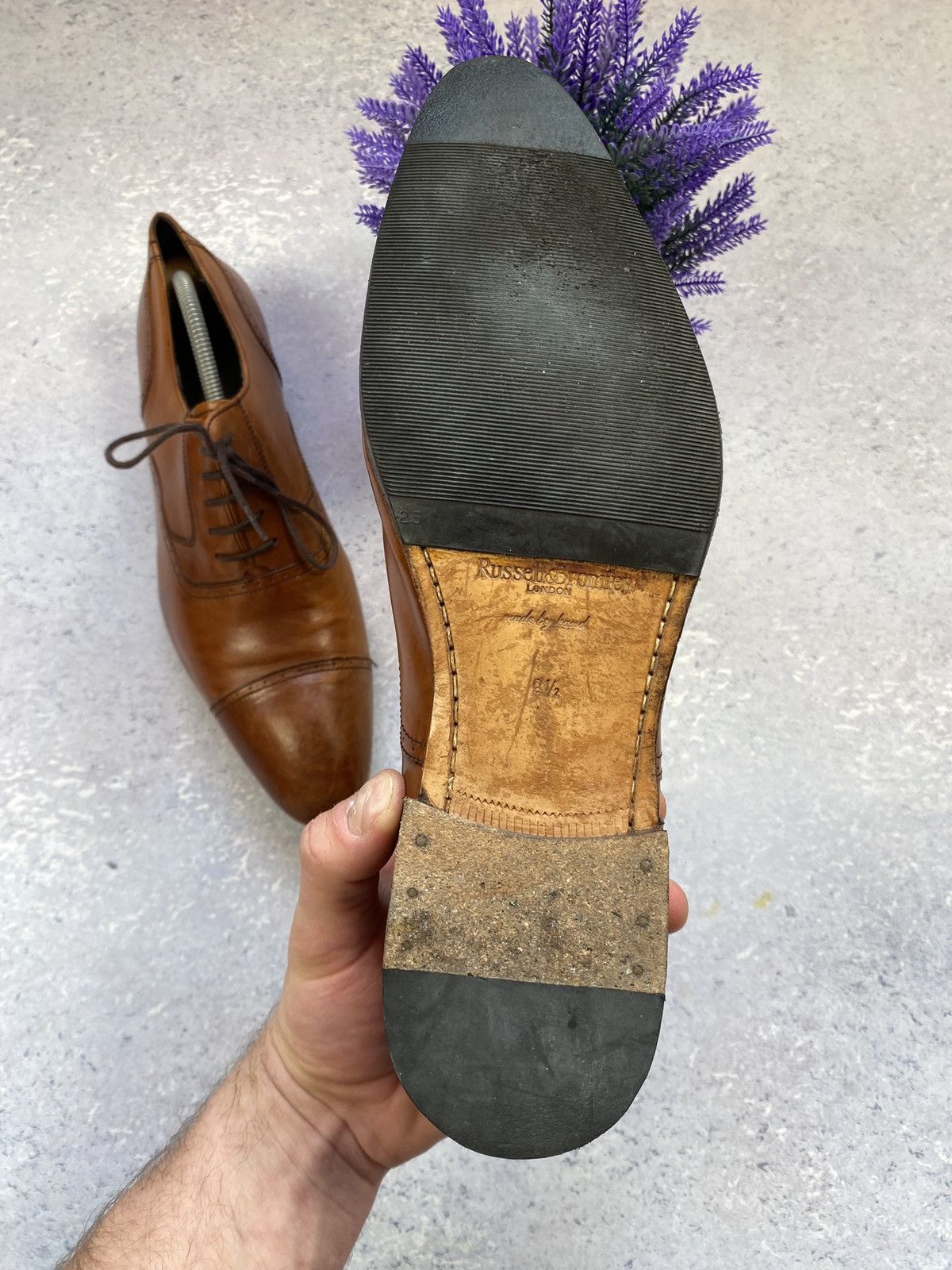 Russell & Bromley Russel and Bromley Men’s Brown Leather Brouge Size 9.5 Size US 9.5 / EU 42-43 - 19 Thumbnail