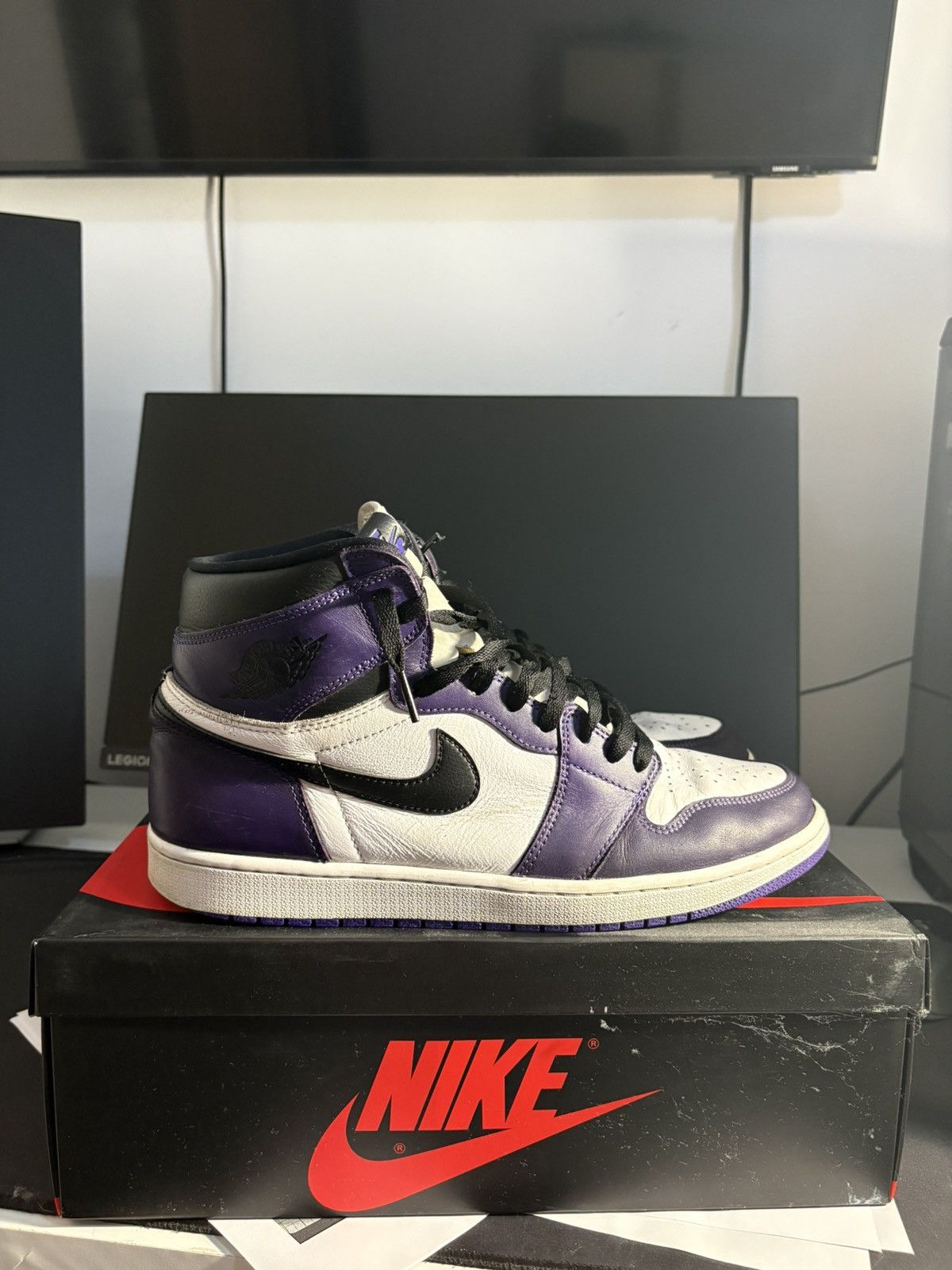 Jordan Brand Jordan 1 Court Purple Size US 14 / EU 47 - 1 Thumbnail