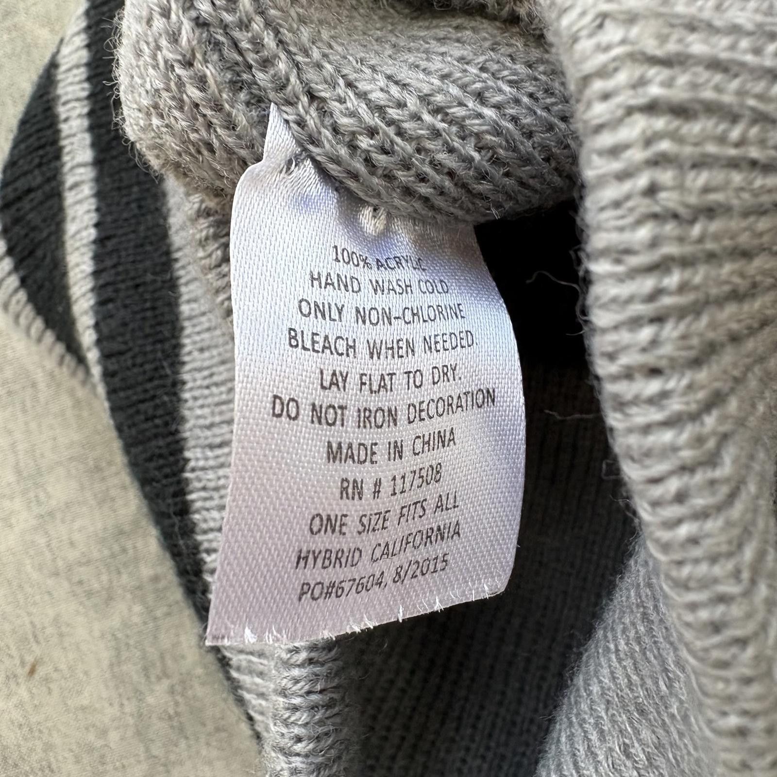 Vintage Vintage Y2K Gray Black Striped Grunge Skate Outerwear Beanie Size ONE SIZE - 3 Thumbnail