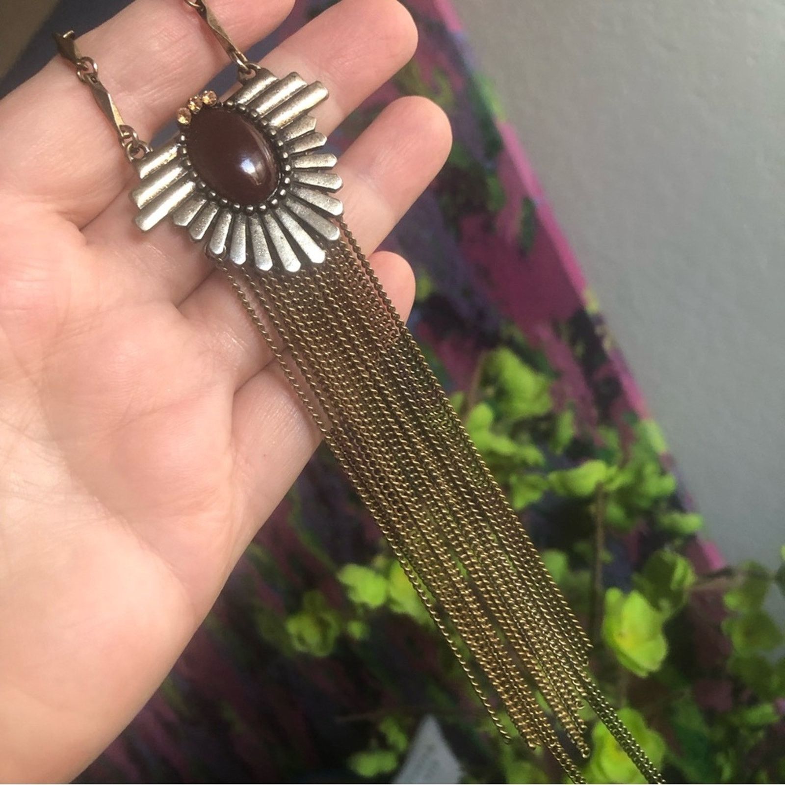Jewelry Dyed agate cabochon antique gold tone fringe chain necklace Size ONE SIZE - 7 Thumbnail