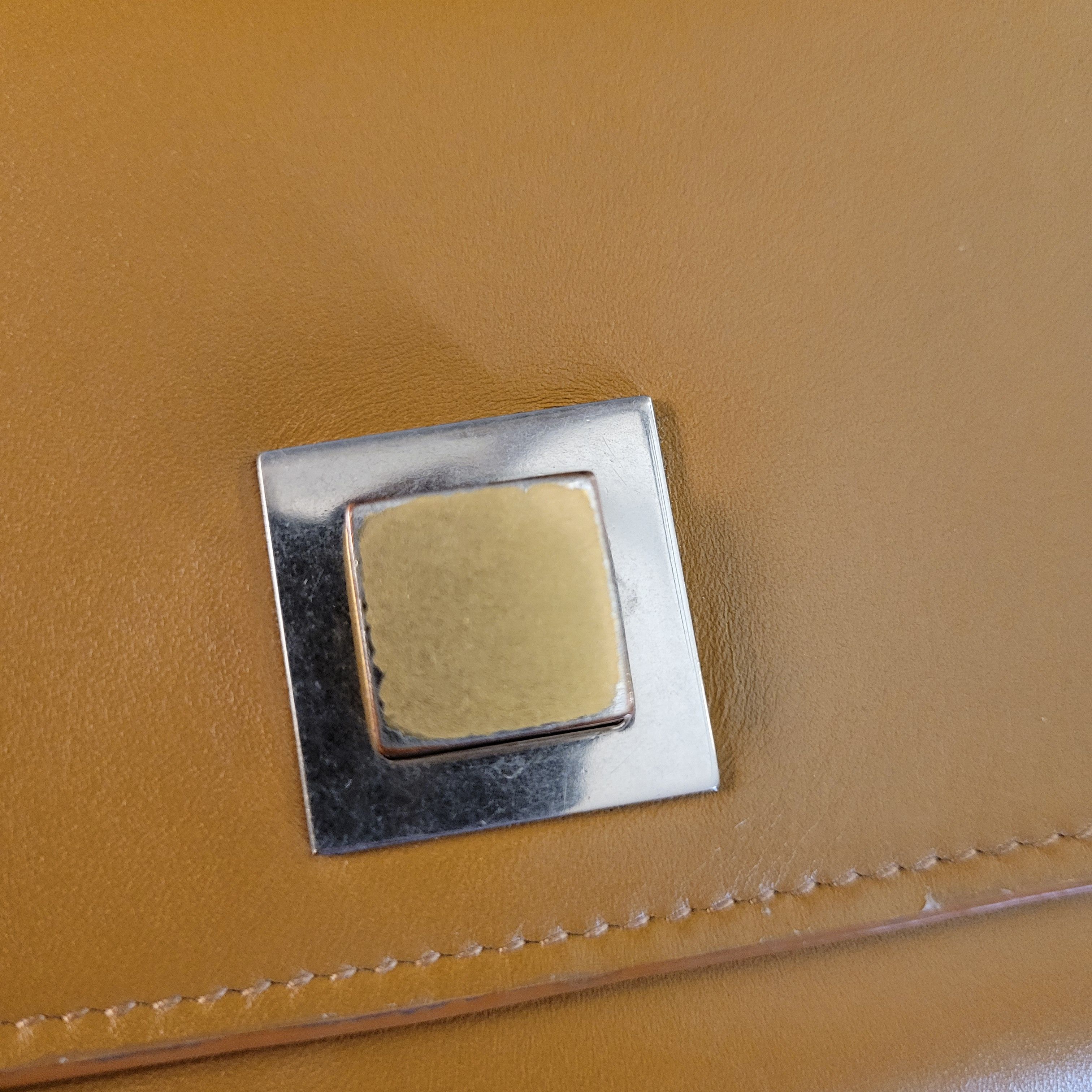 Bottega Veneta French Calfskin Continental Wallet Camel Turn Lock Size ONE SIZE - 7 Thumbnail