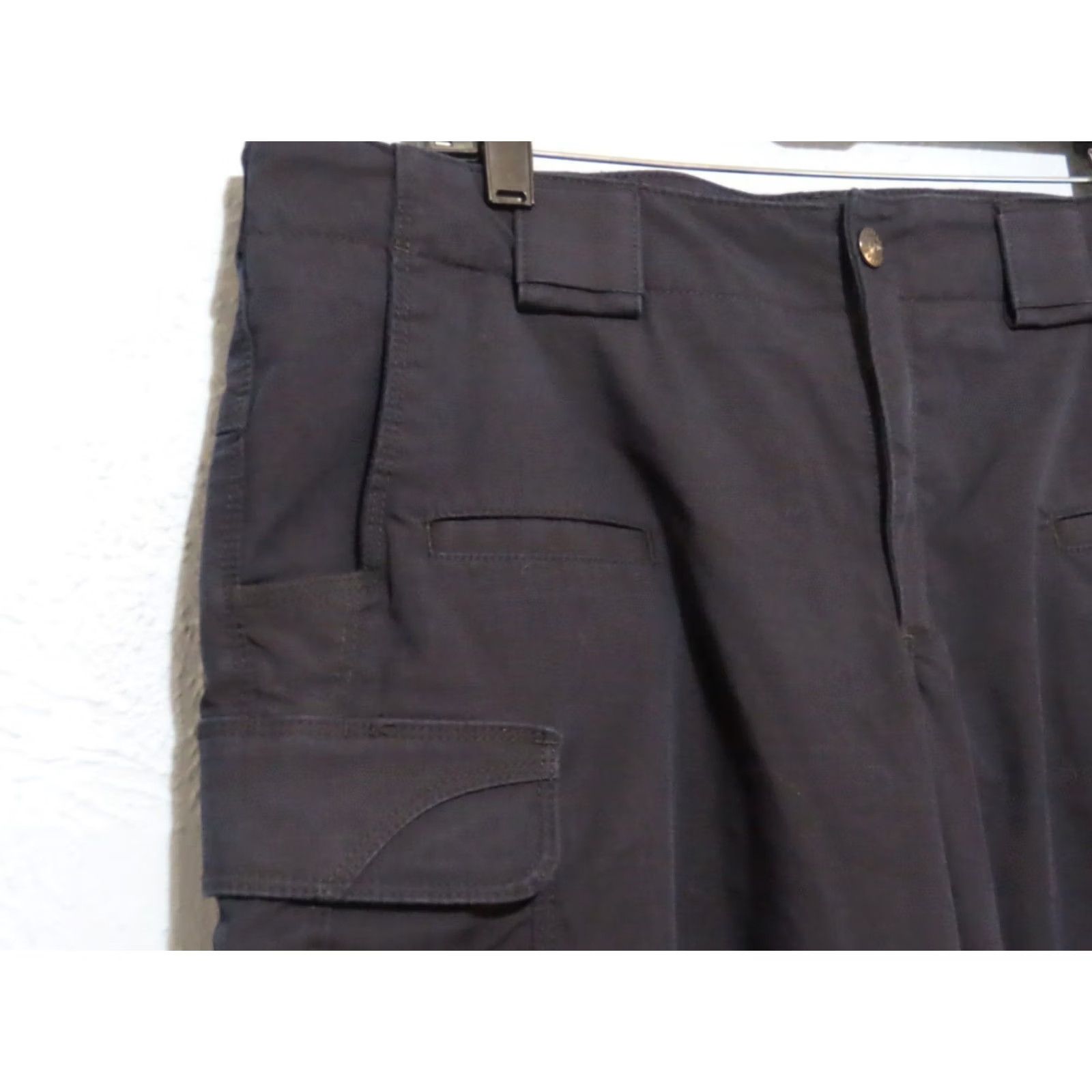 Vintage 5.11 Tactical Women's 18 Stryke Pants 64386 Navy Cargo 38" Waist 30" Inseam Size 40" / US 18 - 6 Thumbnail