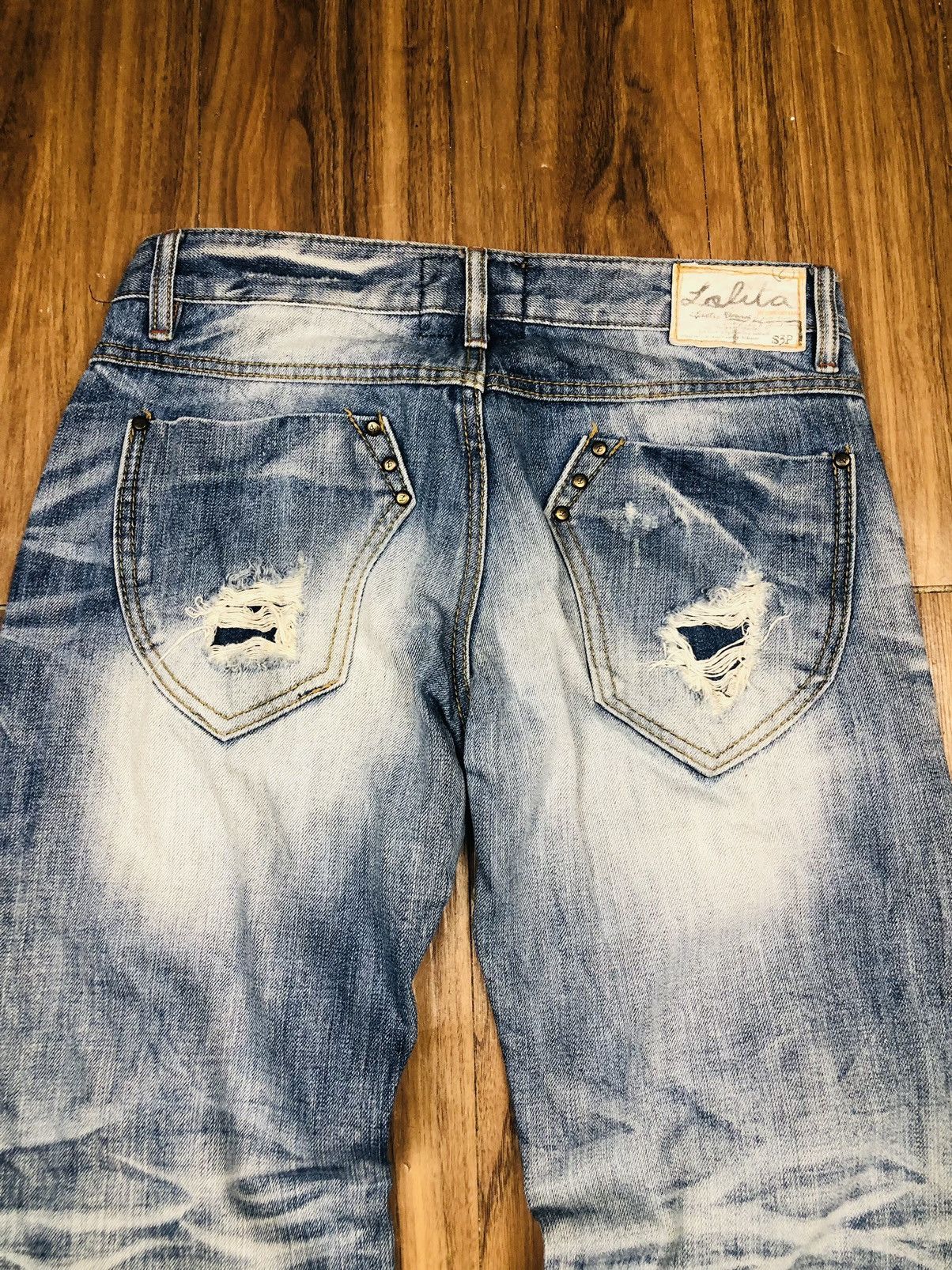Other Lolita Distress Jeans (34) Size US 33 - 17 Thumbnail