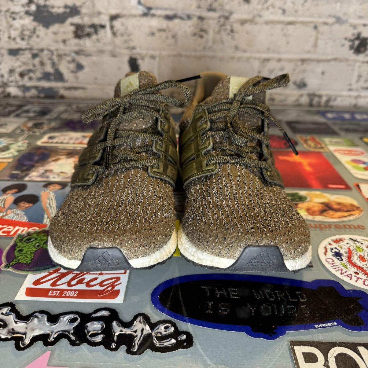 Adidas Adidas Ultra Boost 3.0 Trace Olive Sz 9 Used No Box Size US 9 / EU 42 - 4 Thumbnail