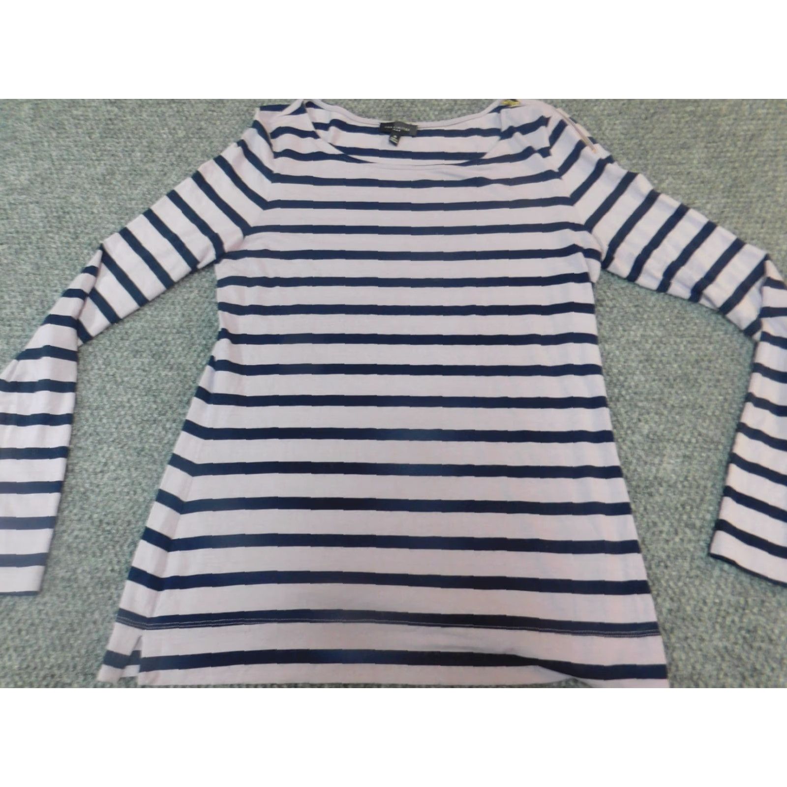 Vintage The Limited Blouse M Striped Purple Zipper Crew Neck Long Sleeve Women’s Regular Polyester Rayon Breathable Casual Vintage No Size M / US 6-8 / IT 42-44 - 4 Thumbnail