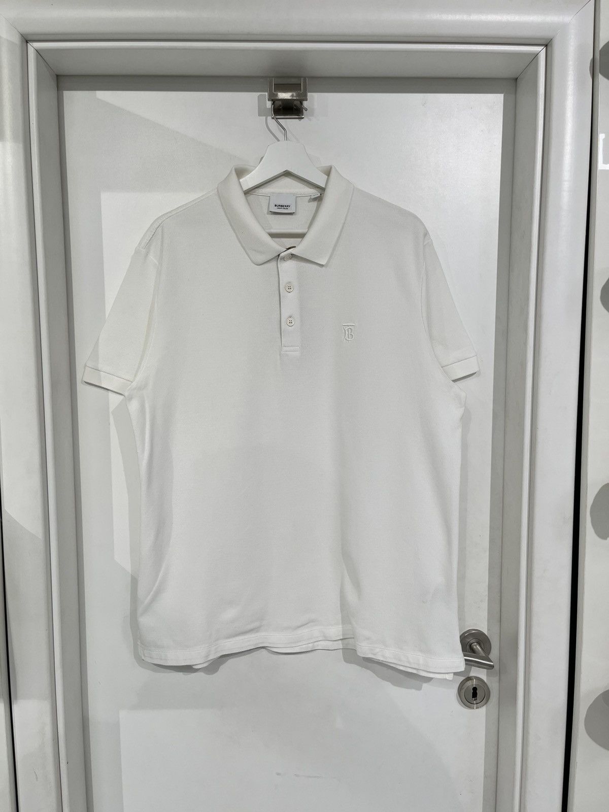 Burberry Burberry Polo Tee White Size US XXL / EU 58 / 5 - 1 Thumbnail