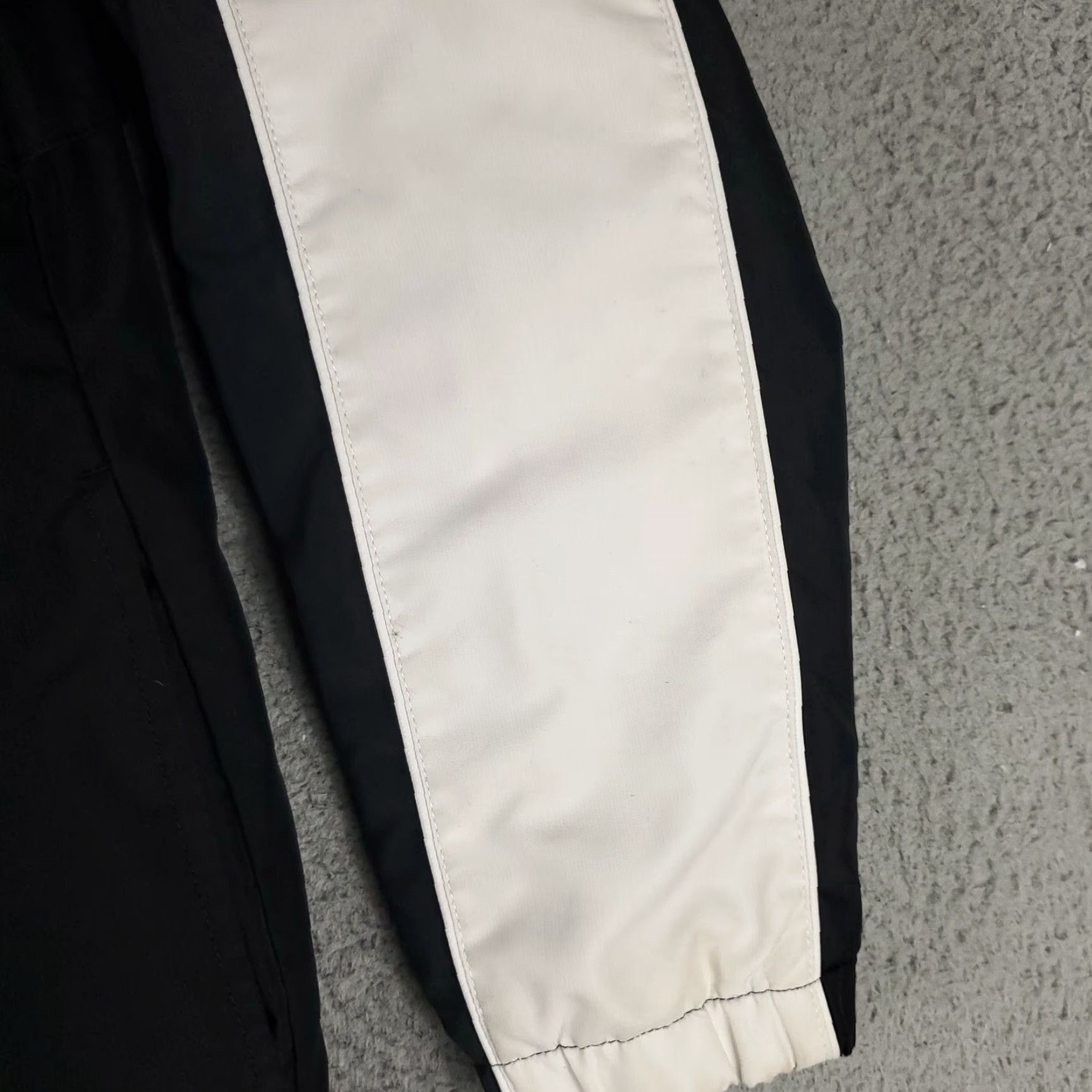 Nike Nike Jacket Mens M Black Fleece Lined Trench Coat Full Zip Hooded Pockets Logo Zipper Winter All Seasons Long Regular Size US M / EU 48-50 / 2 - 5 Thumbnail