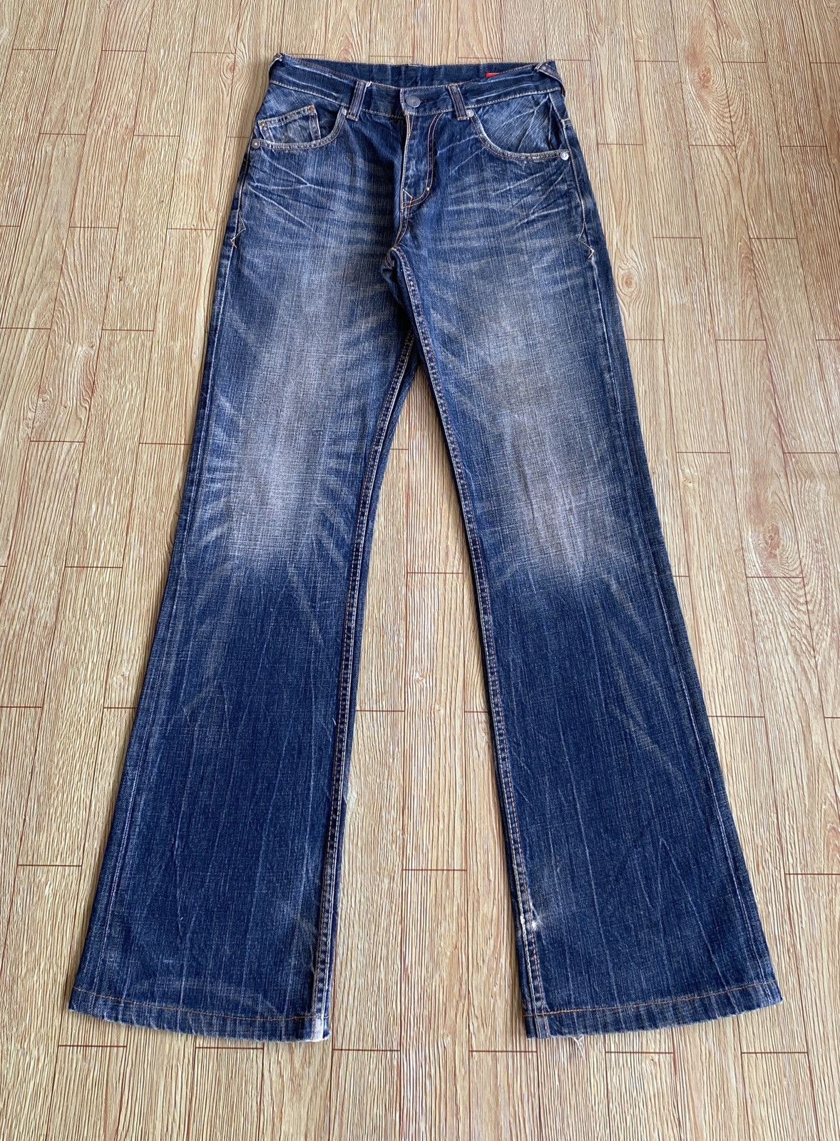 Japanese Brand Rare Design Vintage Japanese Brand UJ Flared Jeans 1990s Size US 32 / EU 48 - 1 Thumbnail