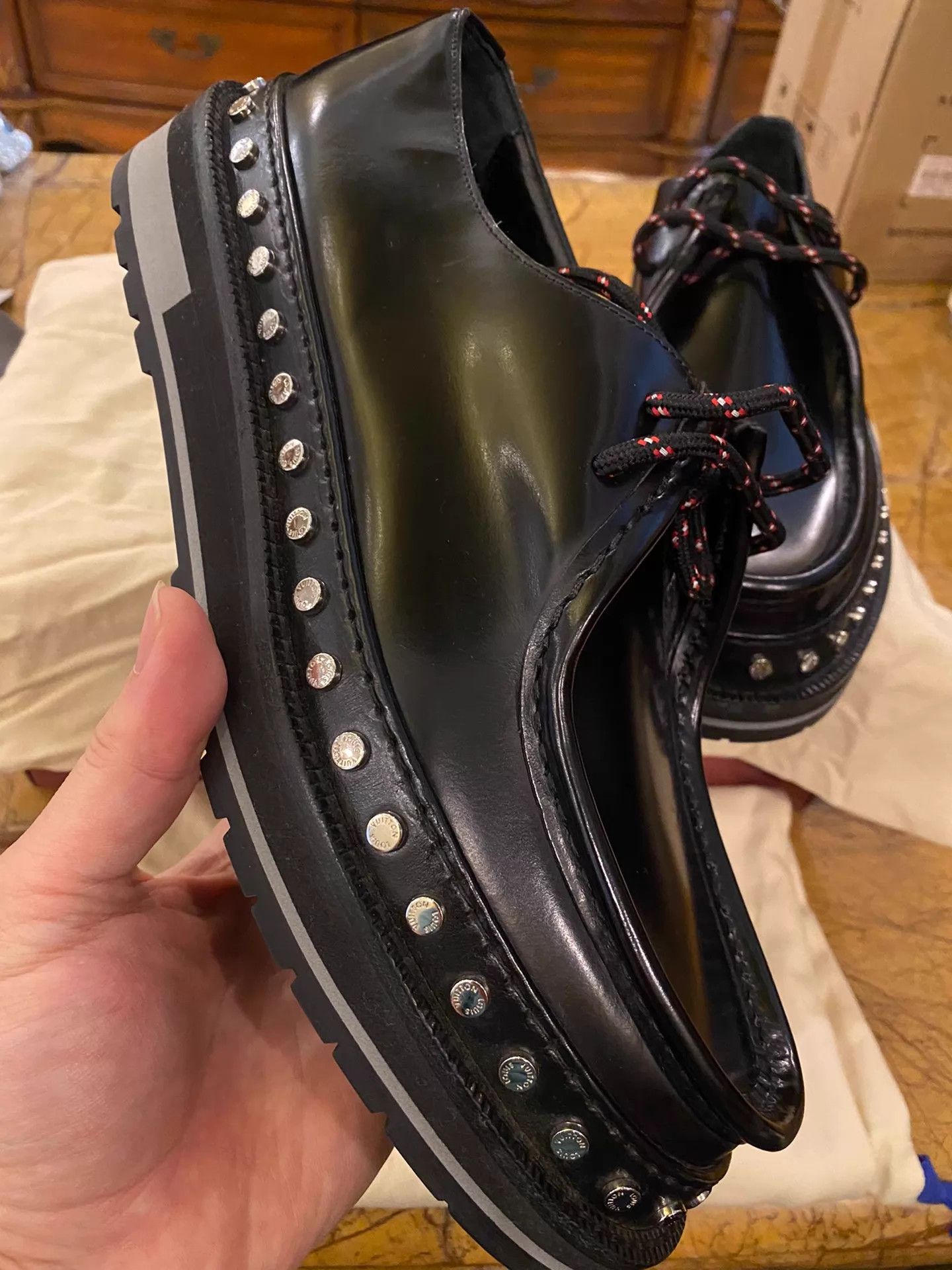 Louis Vuitton Louis Vuitton Platform Rivet Loafer Boat Shoe US8 Size US 8 / EU 41 - 3 Thumbnail