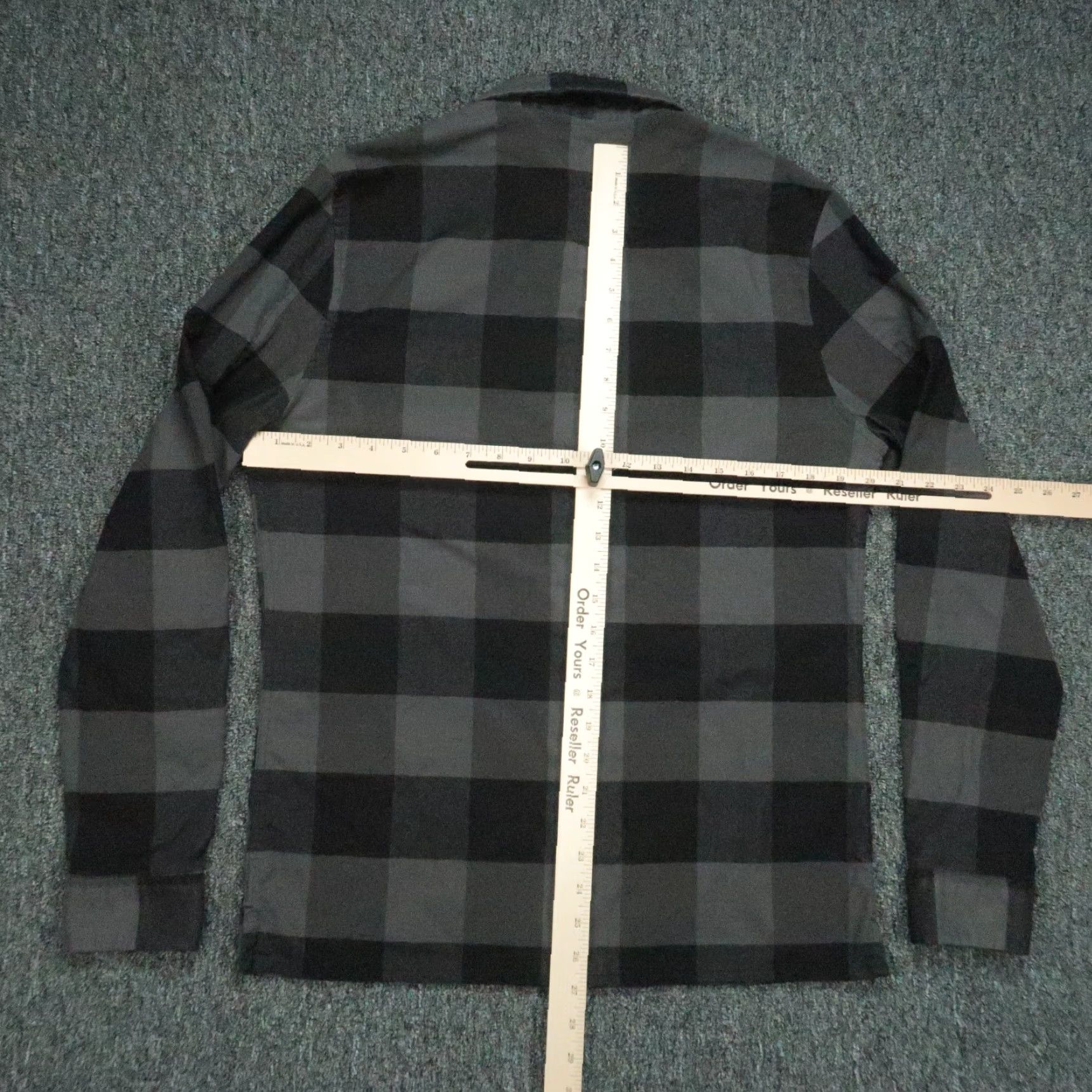 Lululemon Lululemon Shirt Mens M Plaid Gray Black Long Sleeve Button-Up Size US M / EU 48-50 / 2 - 5 Thumbnail