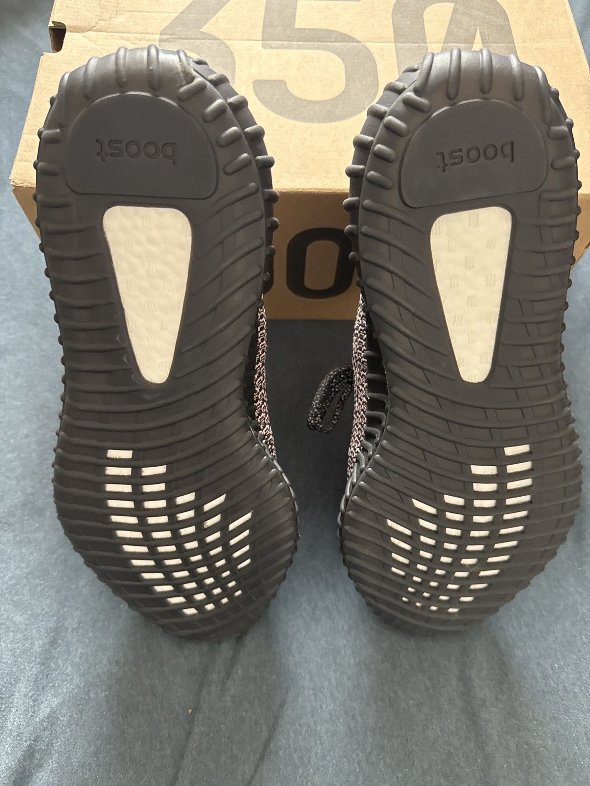 Yeezy Adidas Yeezy 350 v2 Yecheil (Non Reflective) Size US 12 / EU 45 - 5 Thumbnail