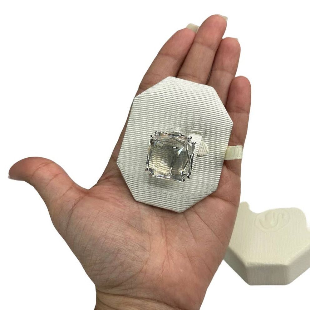 Swarovski Swarovski Mesmera clip earring Single, Square cut, White Size ONE SIZE - 2 Thumbnail