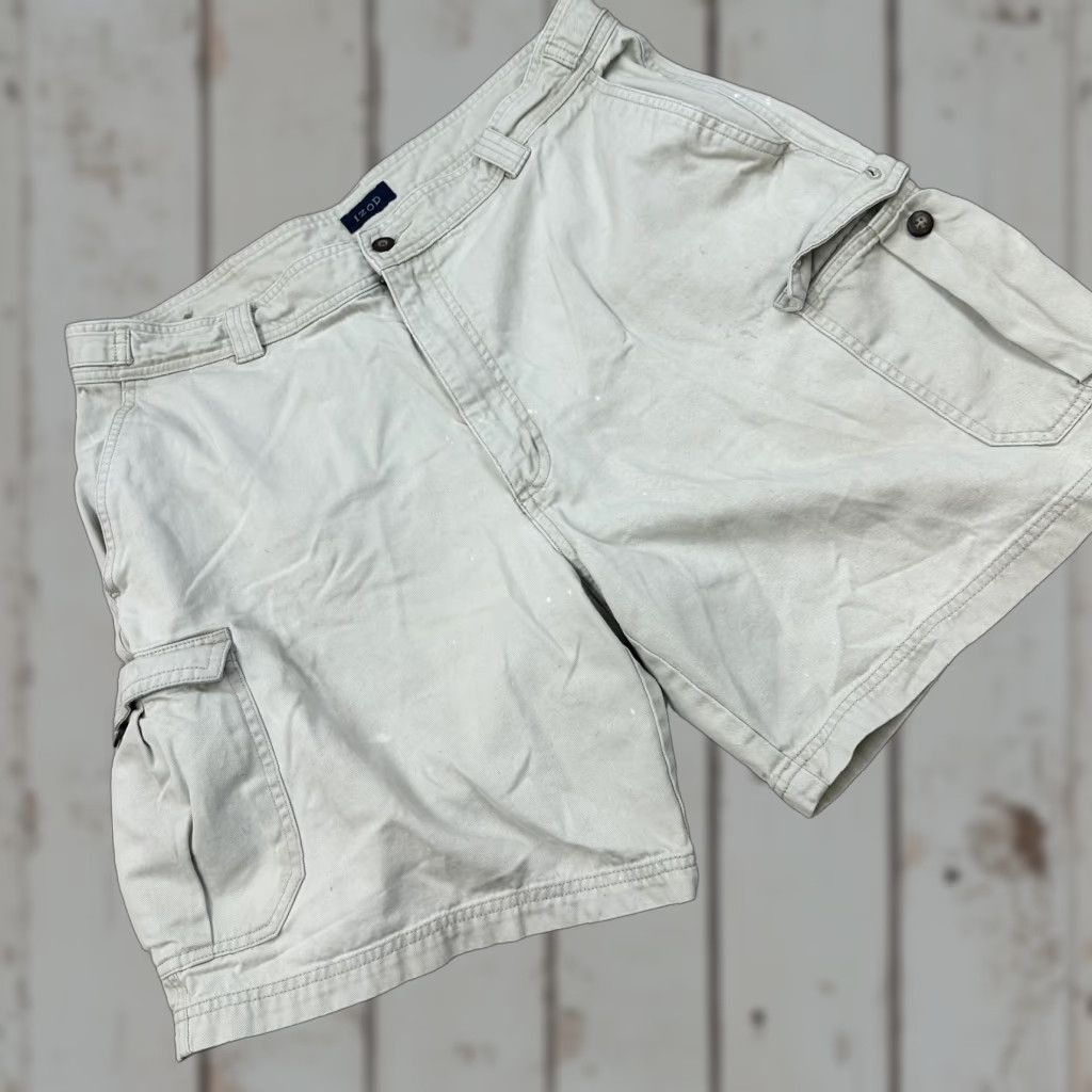 Izod IZOD Shorts Mens 36 Light Gray Cargo 100% Cotton Zip Fly Pockets Casual Summer Size US 36 / EU 52 - 1 Thumbnail