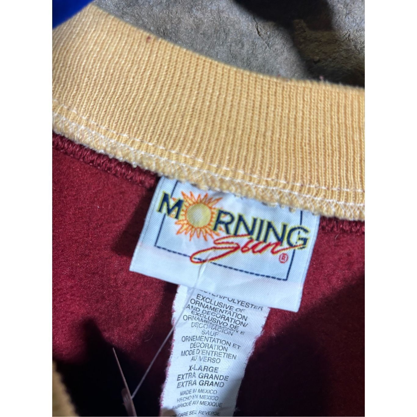 Vintage Vintage 1990s Women’s Bird Red yellow Nature Beautiful Crewneck Sweater Size XL / US 12-14 / IT 48-50 - 3 Thumbnail