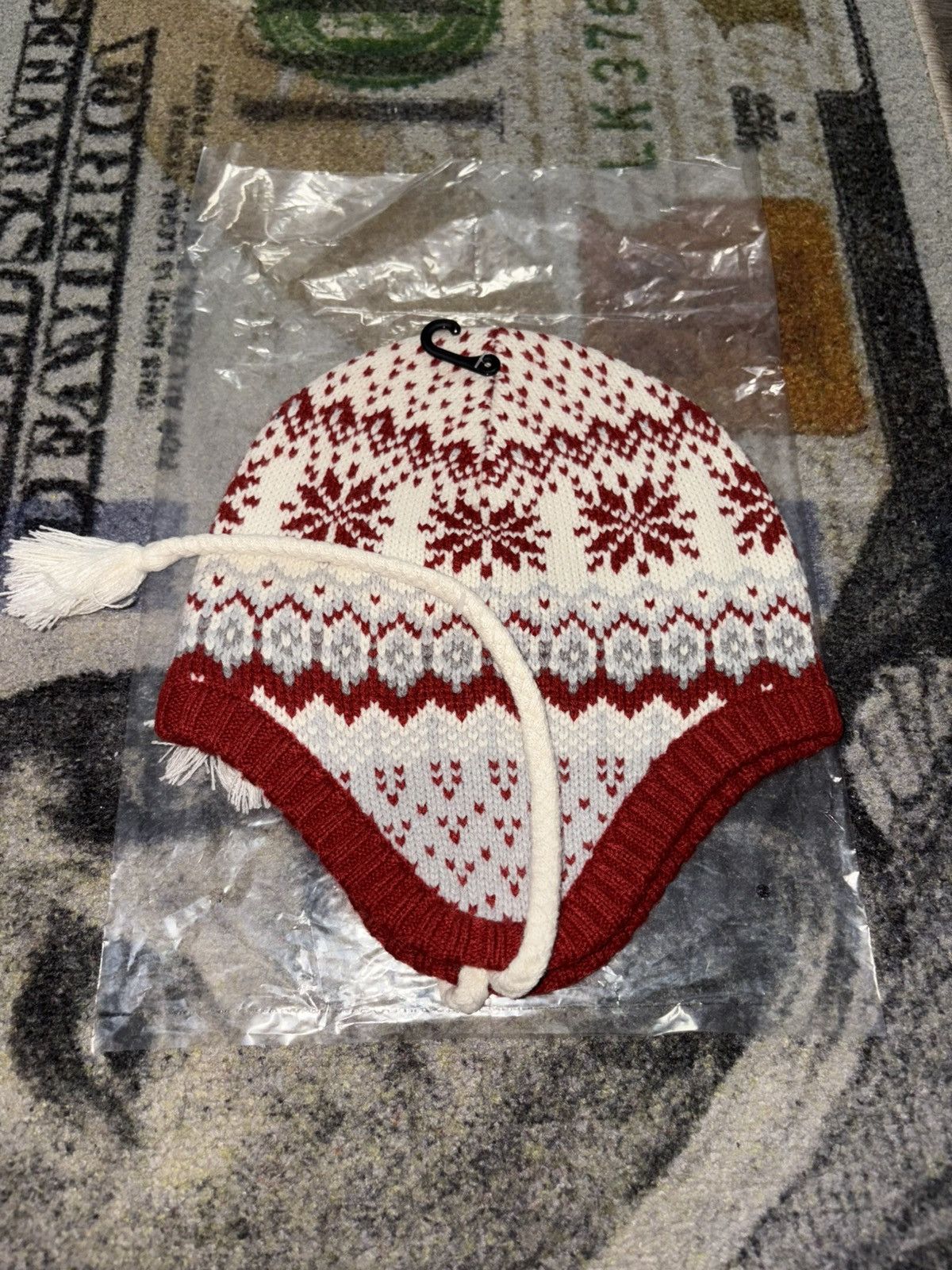 Uniqlo Uniqlo Heat Tech Earflap Beanie Size ONE SIZE - 2 Thumbnail