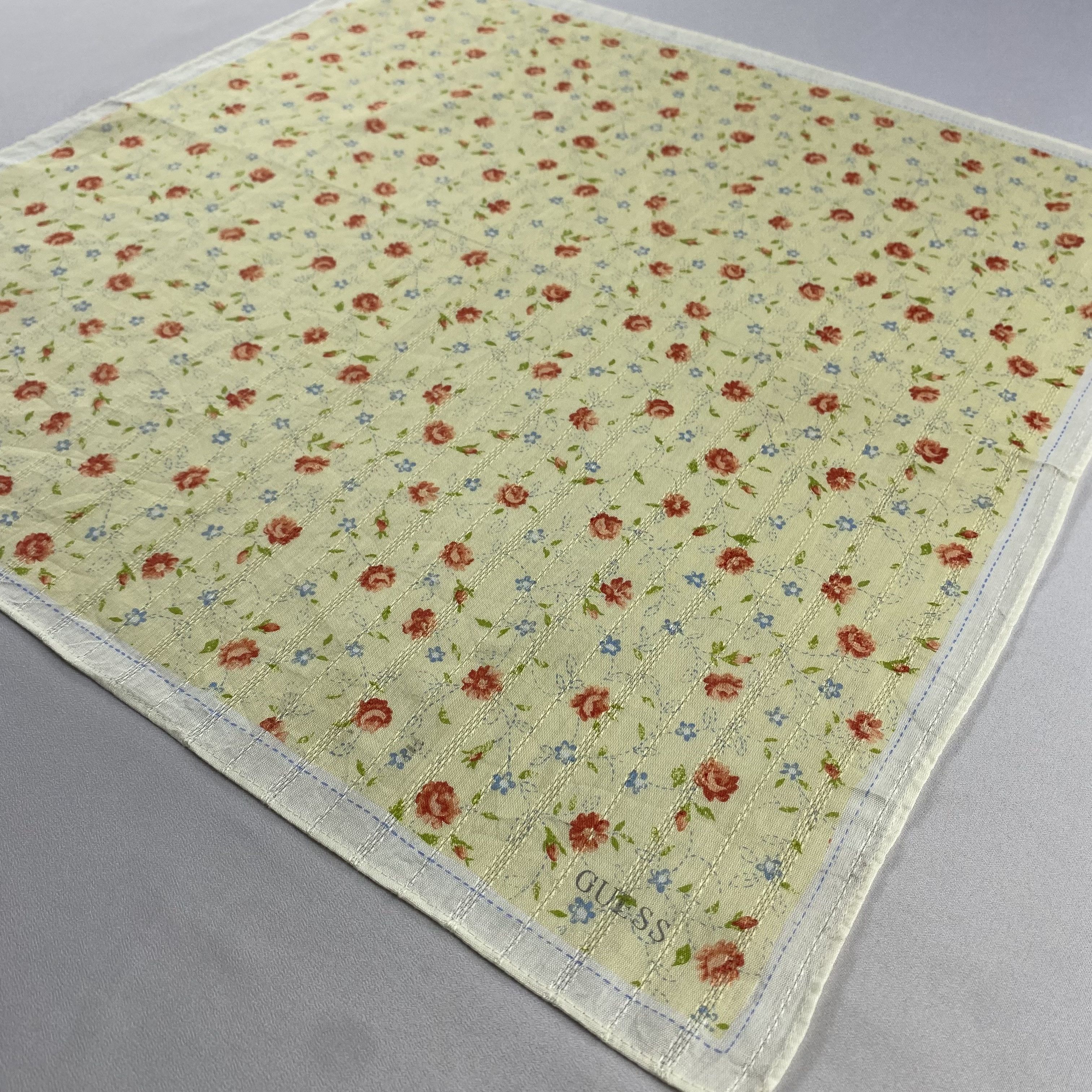 Guess × Vintage Guees Bandana/ Handkerchief / Neckerchief-P1917 Size ONE SIZE - 2 Thumbnail