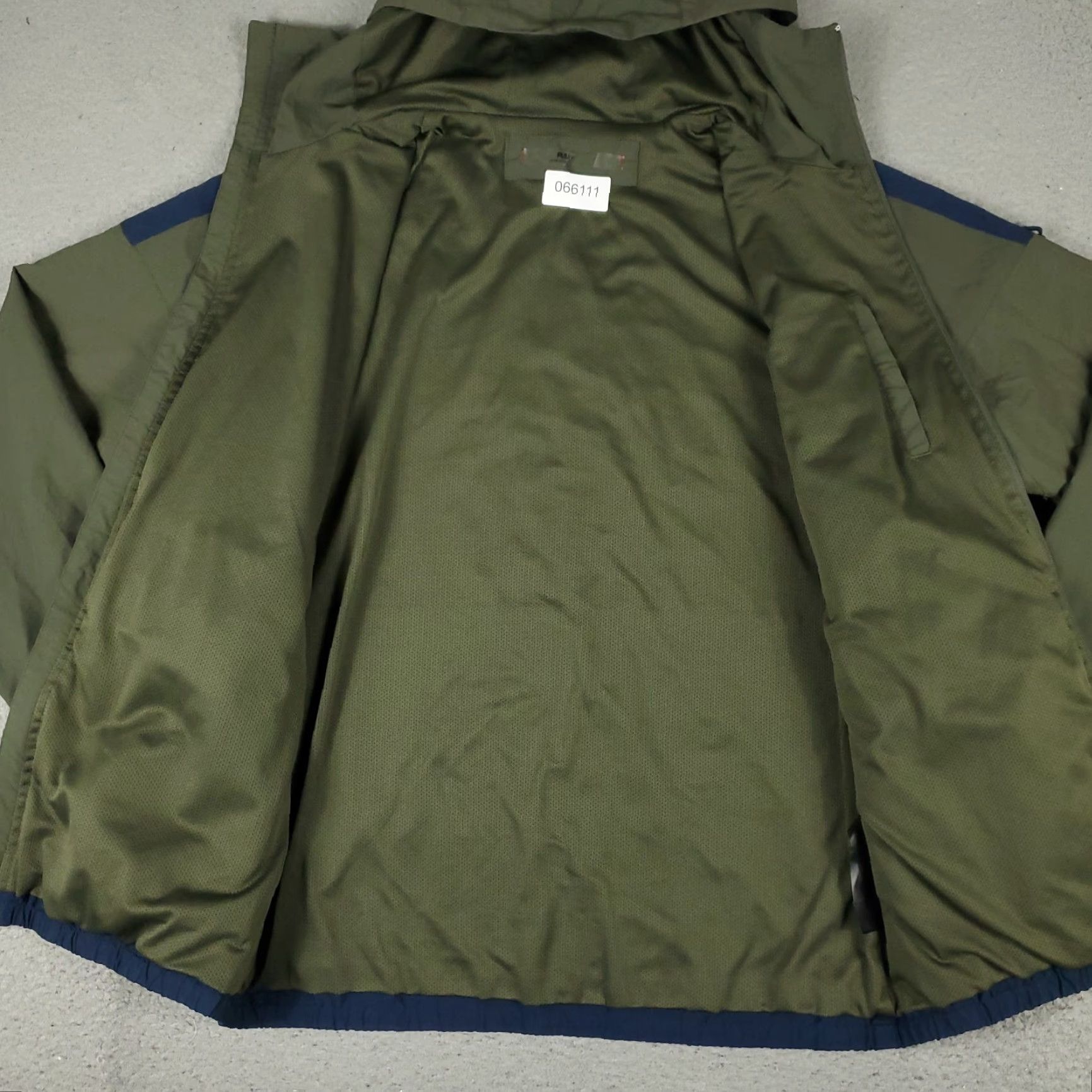 Vintage Pull & Bear Jacket Mens Medium Green Blue Hoodie Full Zip Windbreaker Size US M / EU 48-50 / 2 - 5 Thumbnail