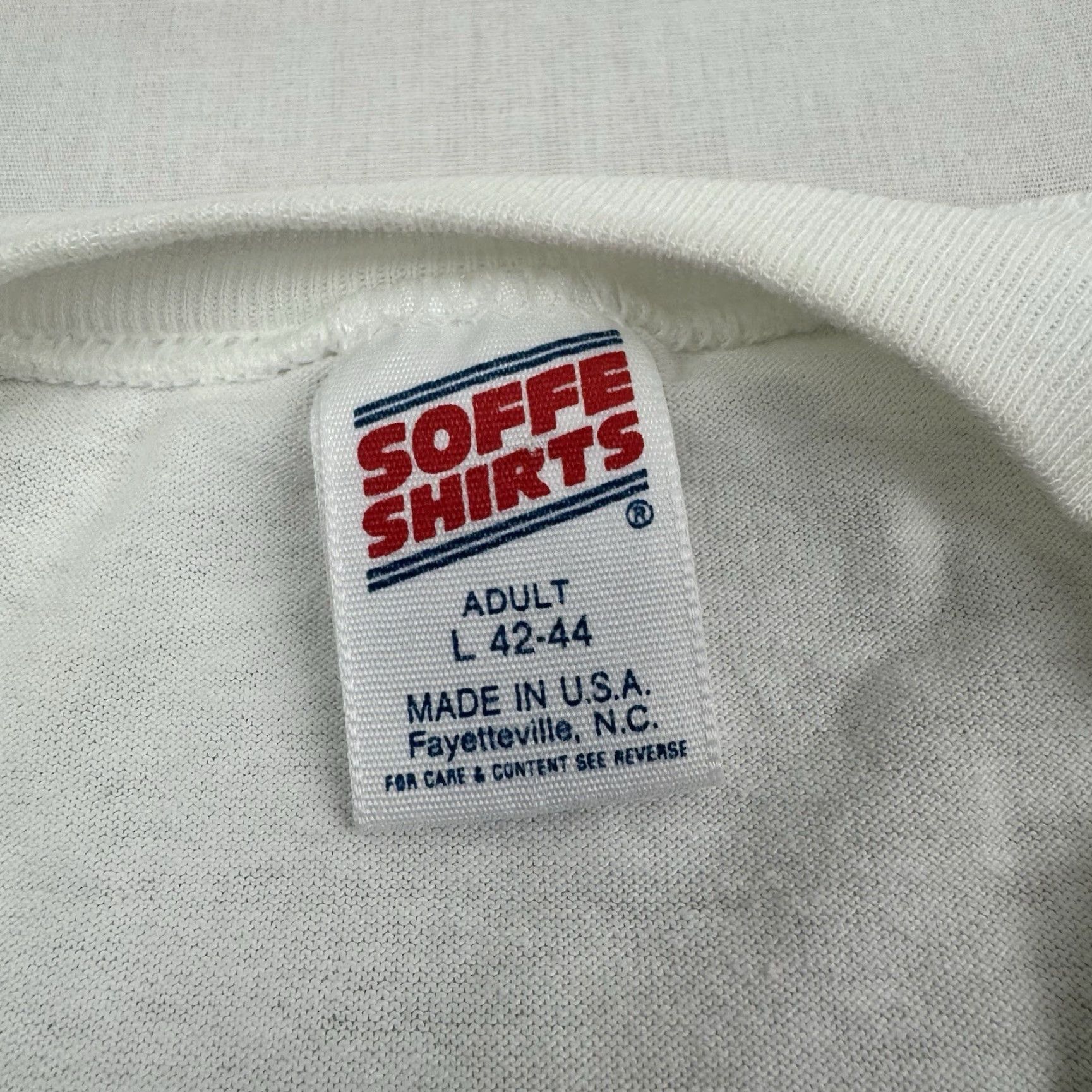 Soffe VINTAGE Soffe Shirt Adult Large White American Flag USA Pride 90s Mens Size US L / EU 52-54 / 3 - 6 Thumbnail