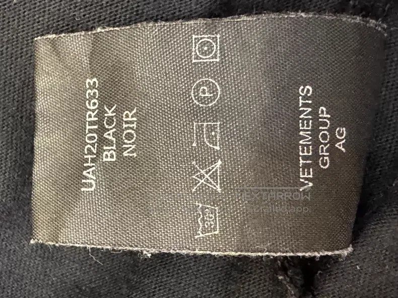 Vetements Vetements Short-Sleeve T-Shirt, Size XS, Black Size US XS / EU 42 / 0 - 6 Thumbnail