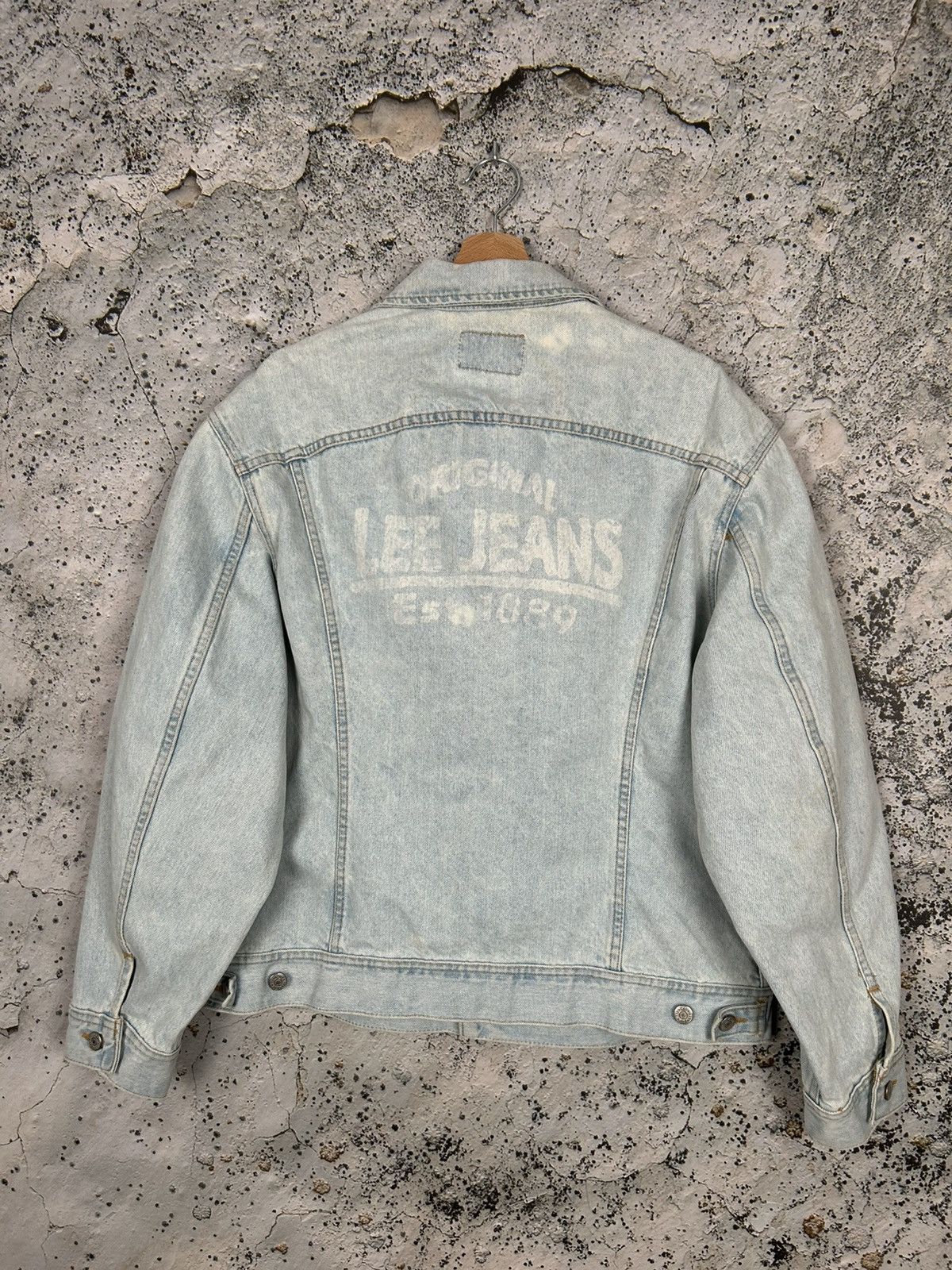 Lee × Vintage Lee Jeans 90s Boxy Trucker Denim Jacket Vintage Rock Punk Size US L / EU 52-54 / 3 - 2 Thumbnail