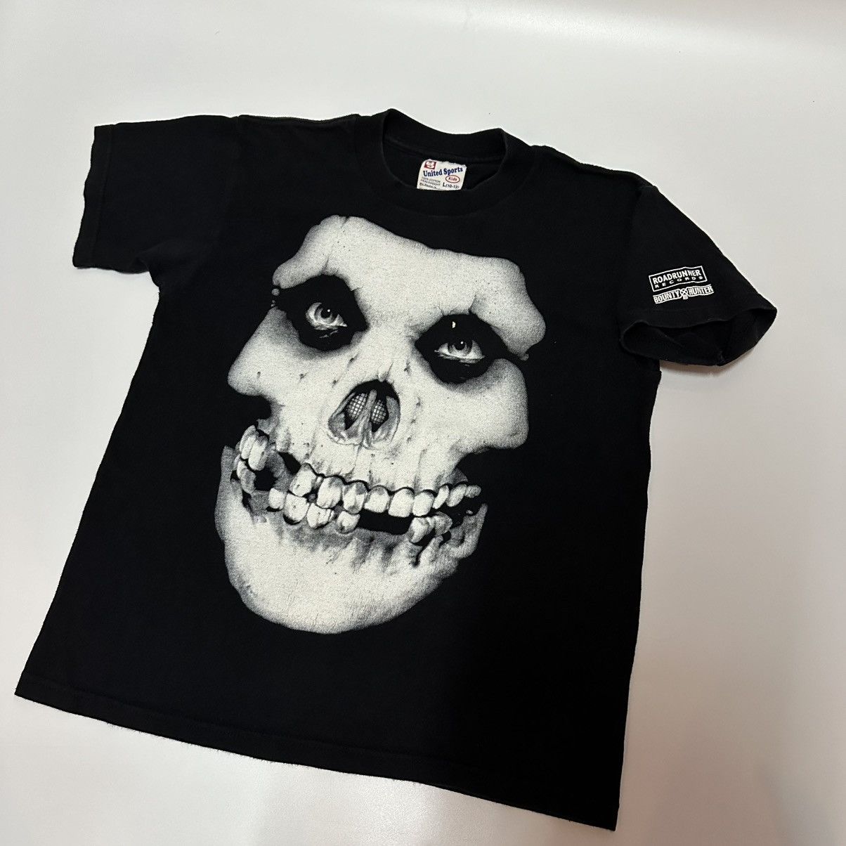 Band Tees × Japanese Brand × Vintage BOUNTY HUNTER X Misfits Size US XS / EU 42 / 0 - 2 Thumbnail