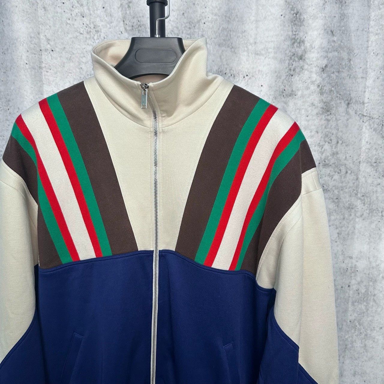 gucci striped zip-up jacket in size small