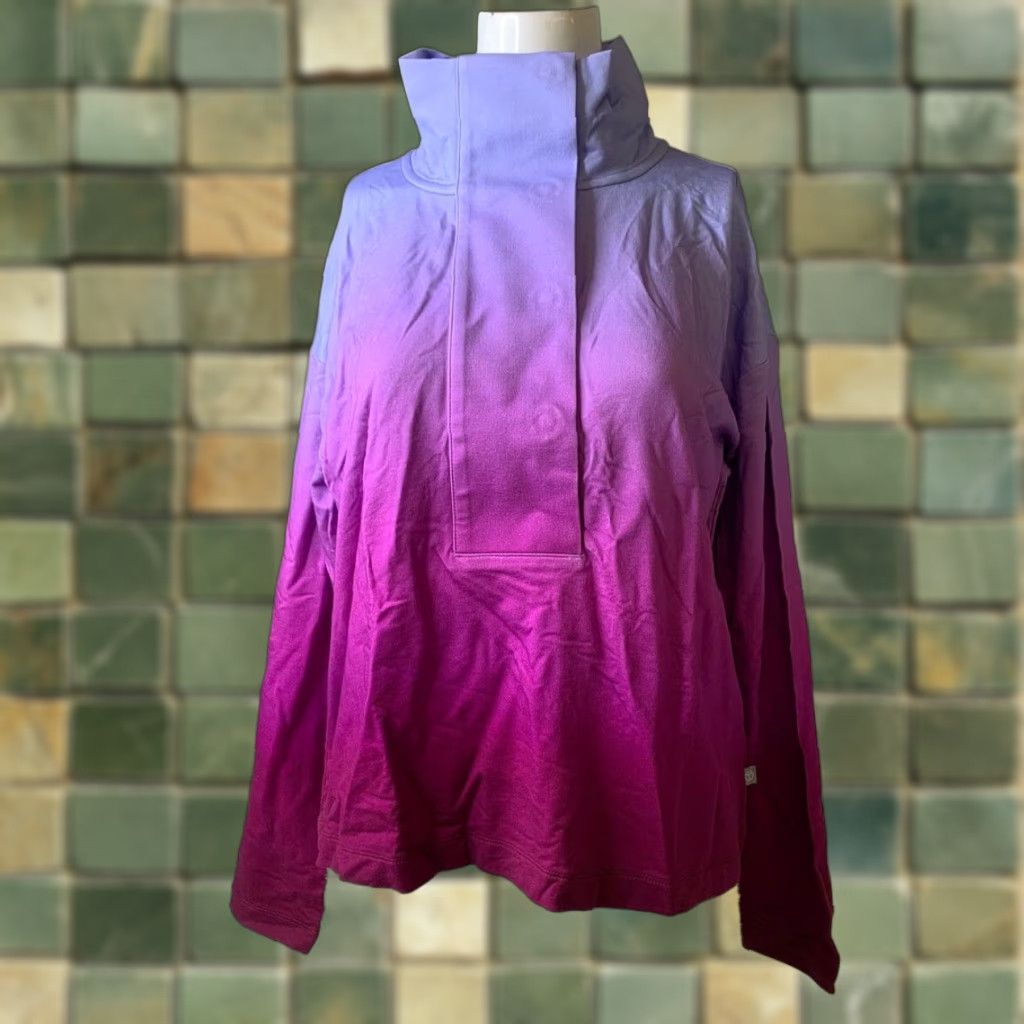 T BY TALBOTS Snap Placket Pullover Women's Size M Burgundy Berry