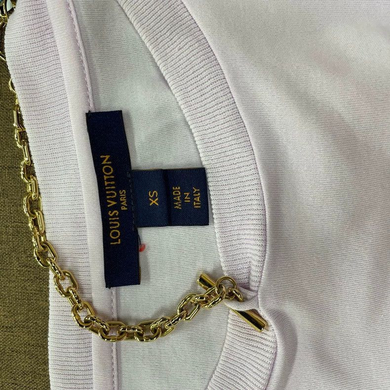 Louis Vuitton Louis Vuitton Purple chest big logo short sleeve Size XS / US 0-2 / IT 36-38 - 3 Thumbnail