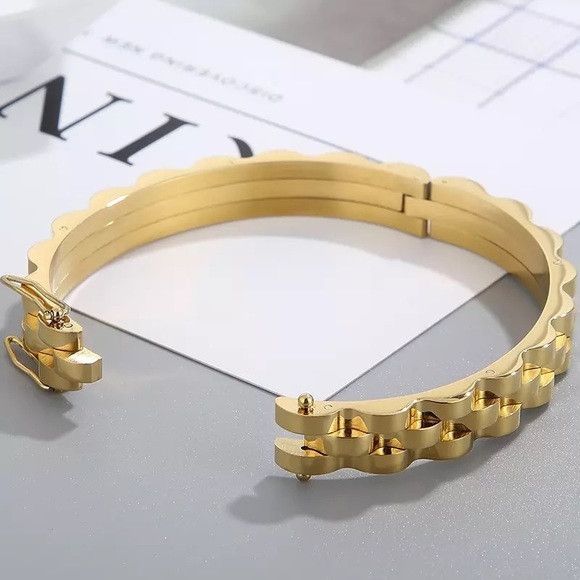 Other 9mm Stainless Steel Cuff Bangle Unisex Bracelet (G) Size ONE SIZE - 5 Thumbnail