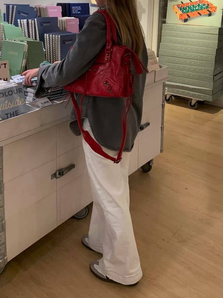 Balenciaga Authentic Balenciaga Red City Bag Real Leather Handbag Size ONE SIZE - 8 Thumbnail