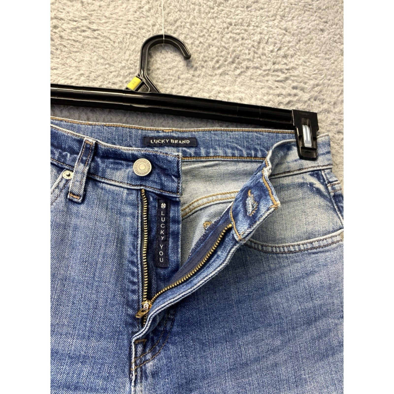 Lucky Brand LUCKY BRAND Jeans Women’s 6 30x28 Mid Rise Flare Blue 98% Cotton 2% Spandex Regular Moments? Size 28" / US 6 / IT 42 - 5 Thumbnail