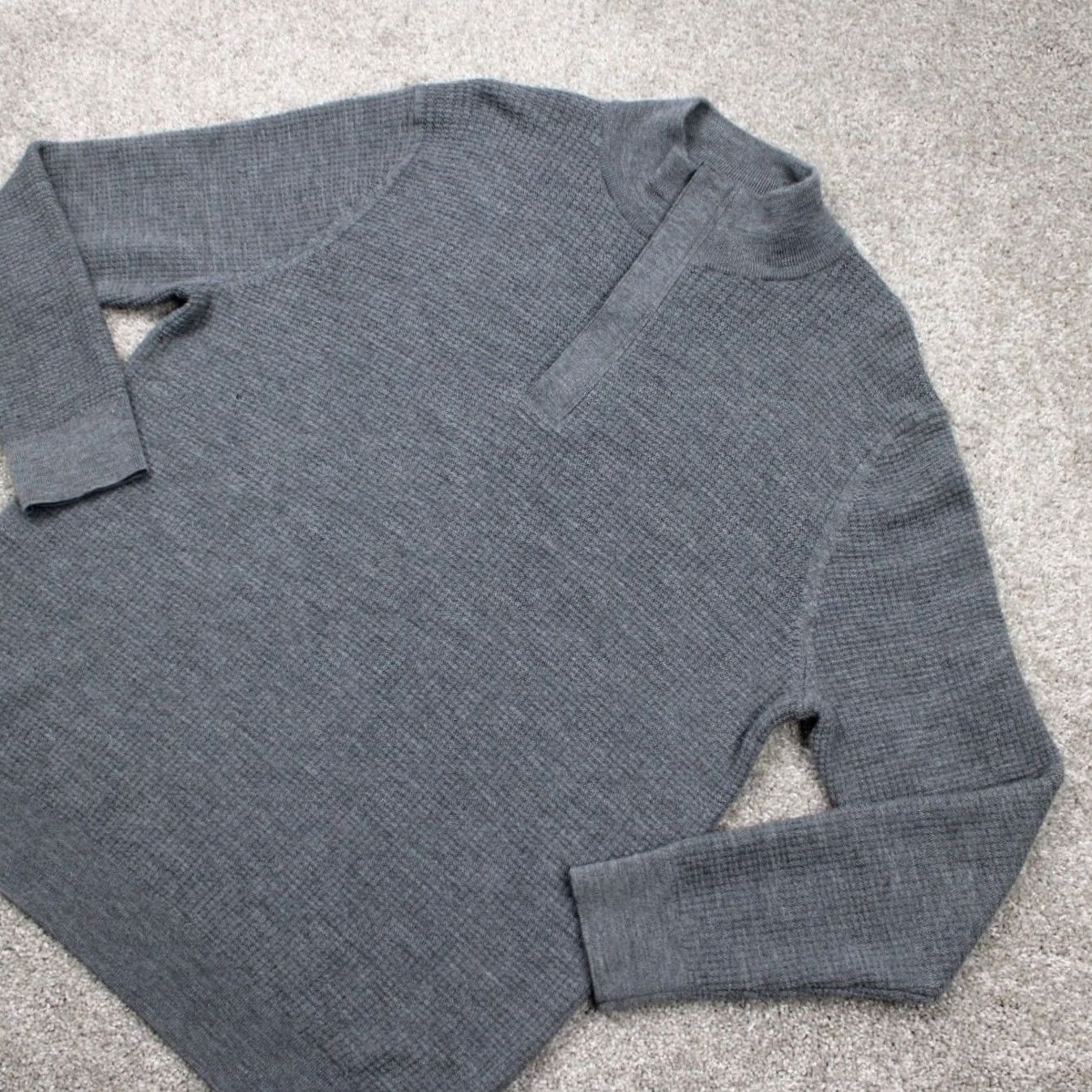 Vineyard Vines Vineyard Vines Wool Sweater Mens Large Gray 1/2 Zip L/S Pullover Size US L / EU 52-54 / 3 - 3 Thumbnail