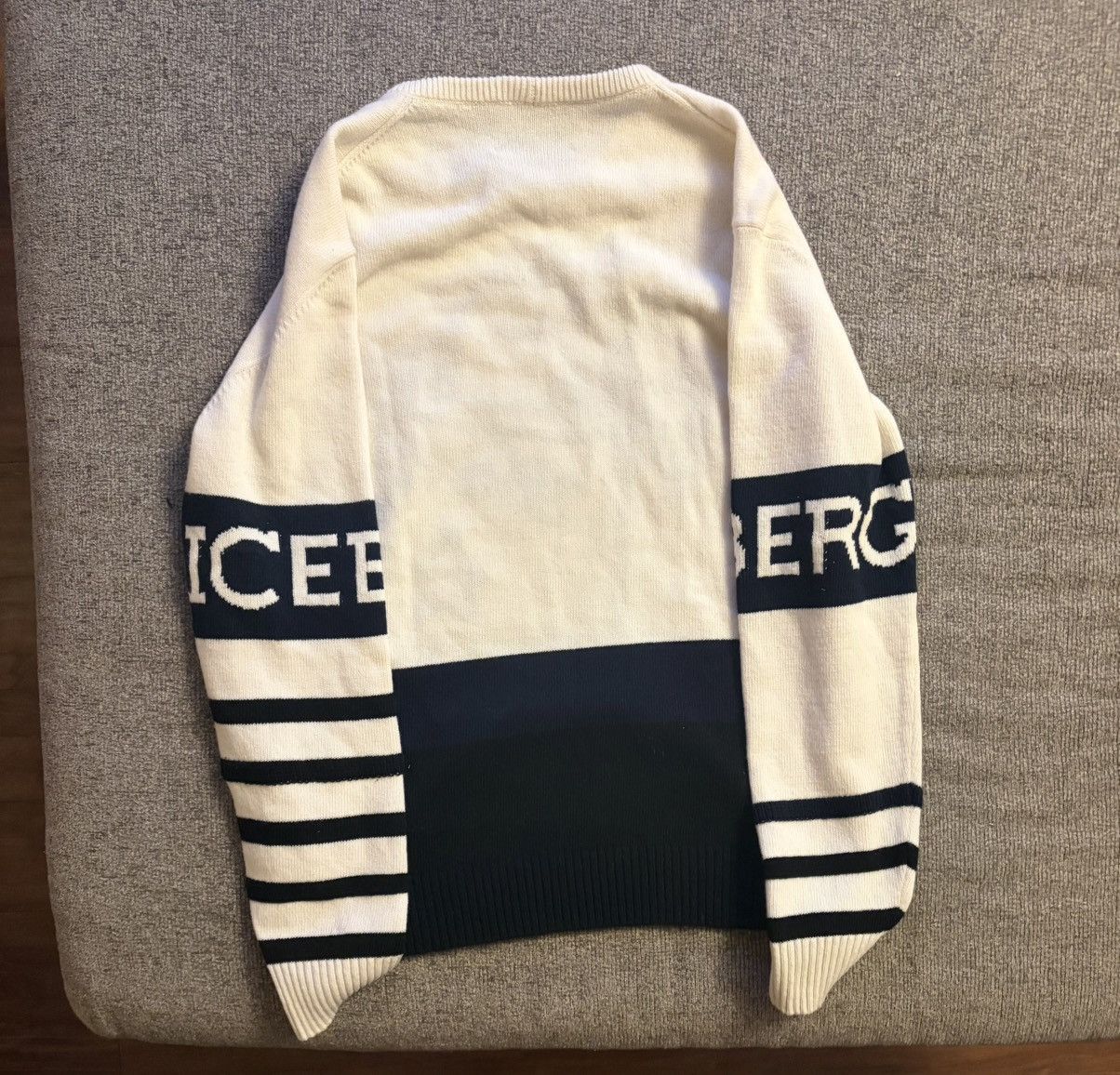 Iceberg Iceberg Popeye Spinach Graphic Knit Sweater Virgin Wool Size US L / EU 52-54 / 3 - 2 Thumbnail