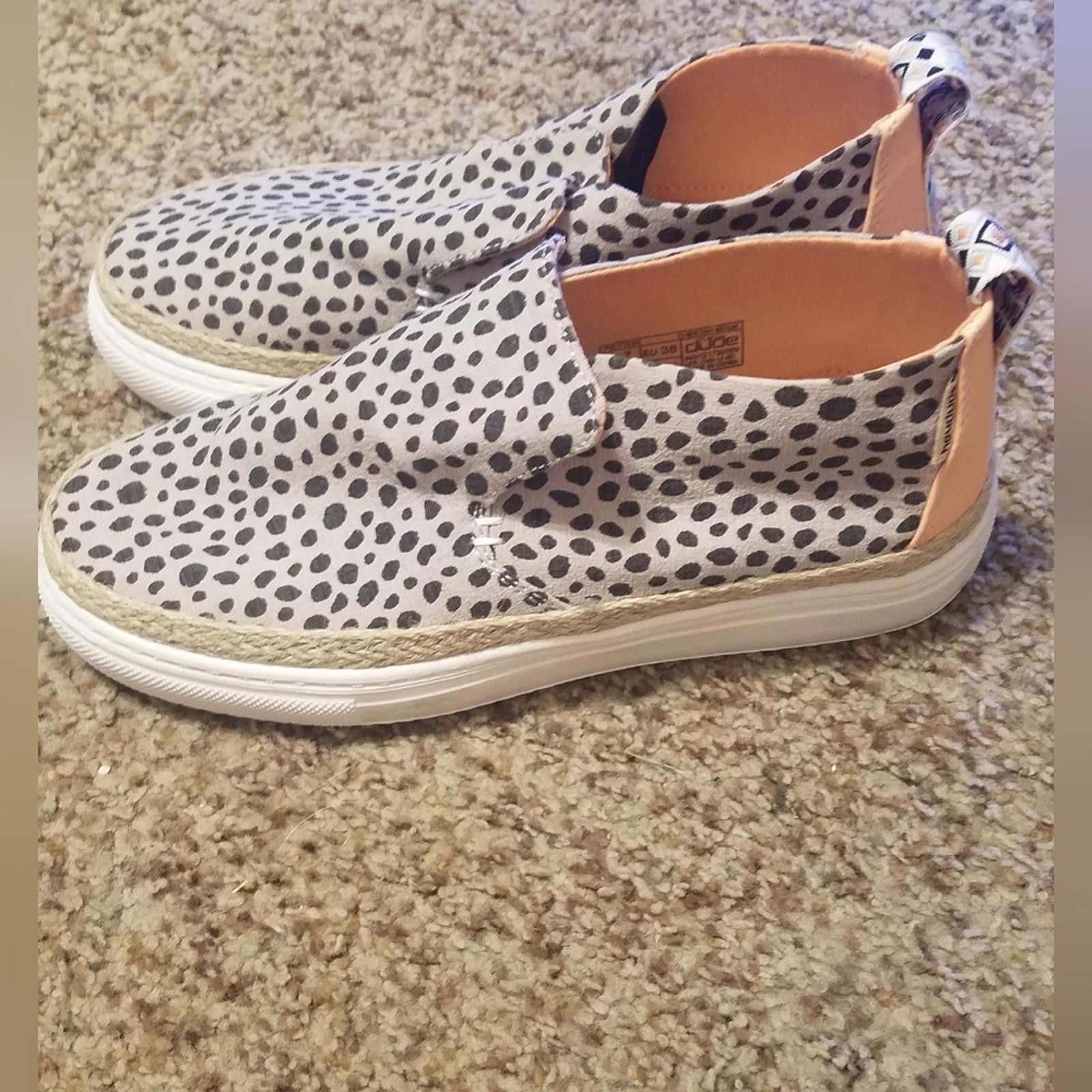 Other Hey Dude Slip-On Shoes Size 7 Size US 7 / IT 37 - 2 Thumbnail
