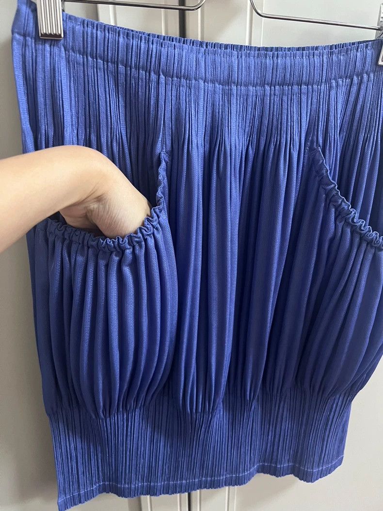 Issey Miyake Issey Miyake size:3 Blue pleated cream puff skirt Size 23" - 1 Thumbnail