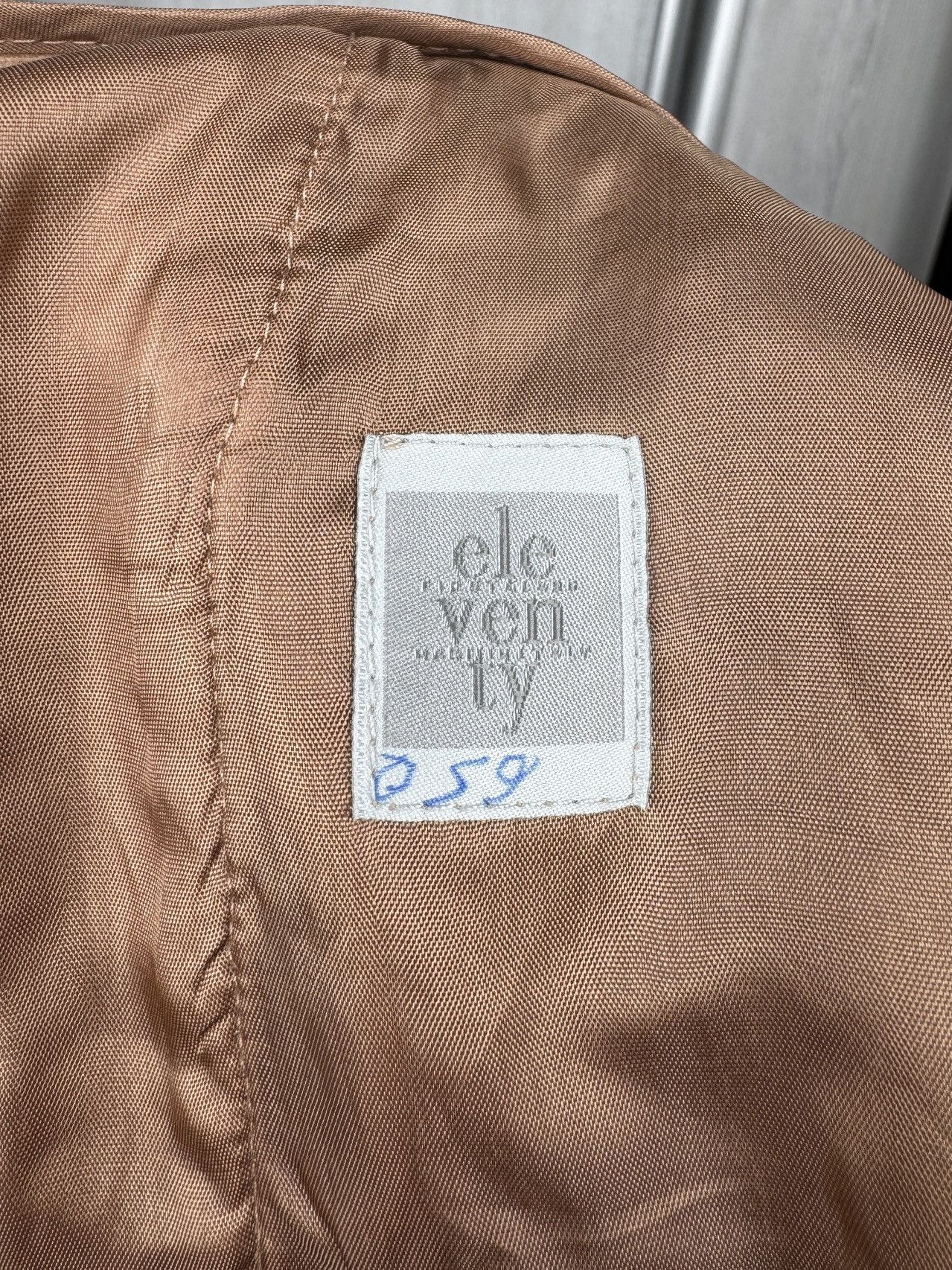 Eleventy Eleventy First Class Corduroy Peach Pearl Shimmer Pants Size 32" / US 10 / IT 46 - 7 Thumbnail
